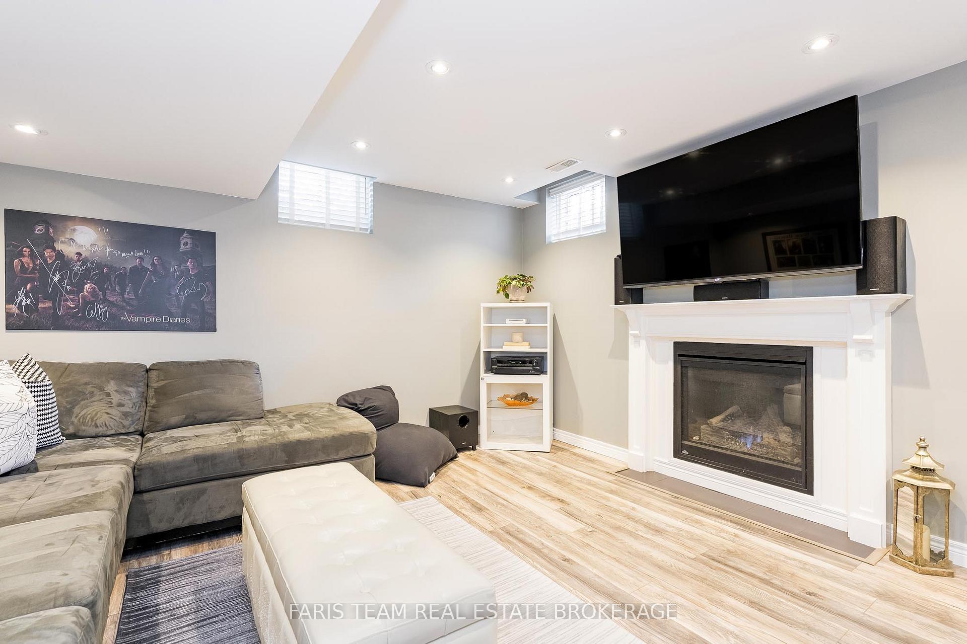 Photo 21 of 38 Paddison Place, New Tecumseth, Alliston — HOMEH