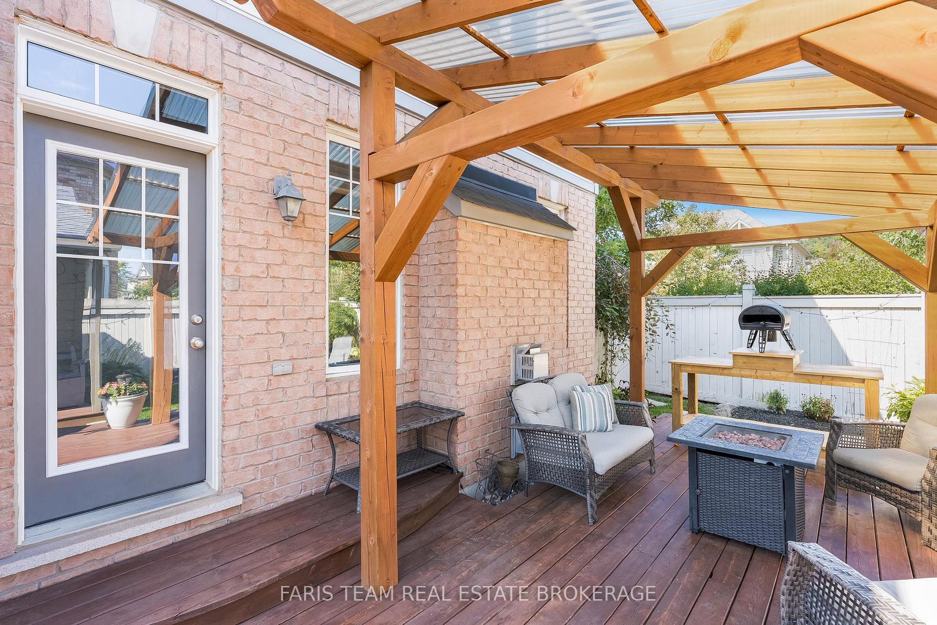 Photo 25 of 38 Paddison Place, New Tecumseth, Alliston — HOMEH