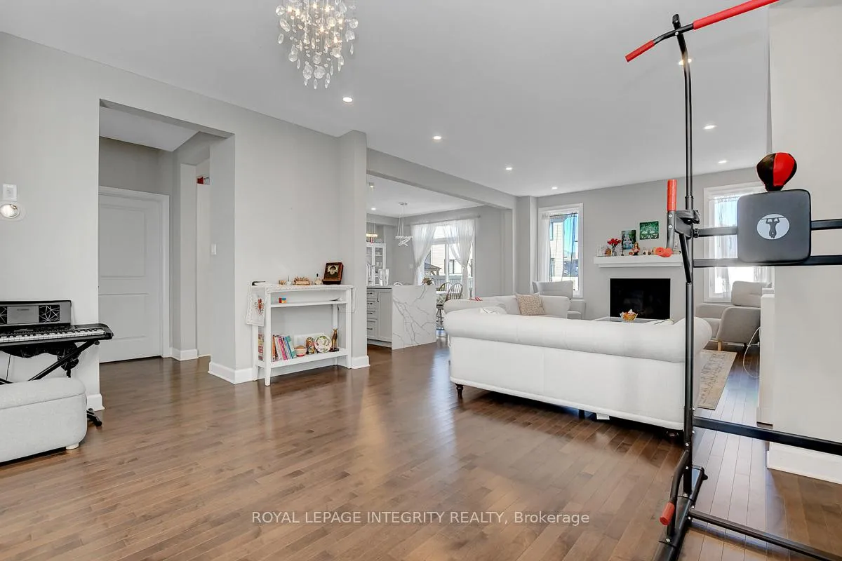 Photo 5 of 279 Aquarium Avenue, Ottawa, Avalon West — HOMEH