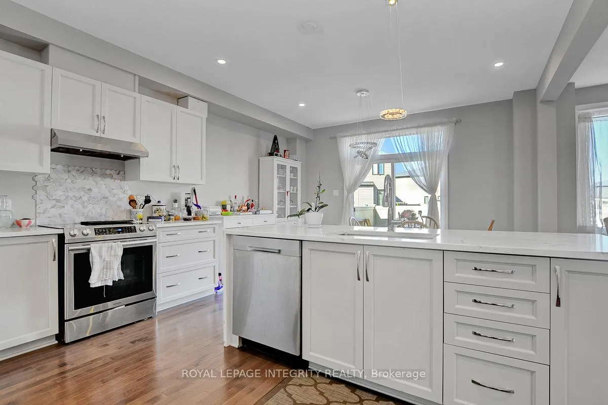 Photo 10 of 279 Aquarium Avenue, Ottawa, Avalon West — HOMEH