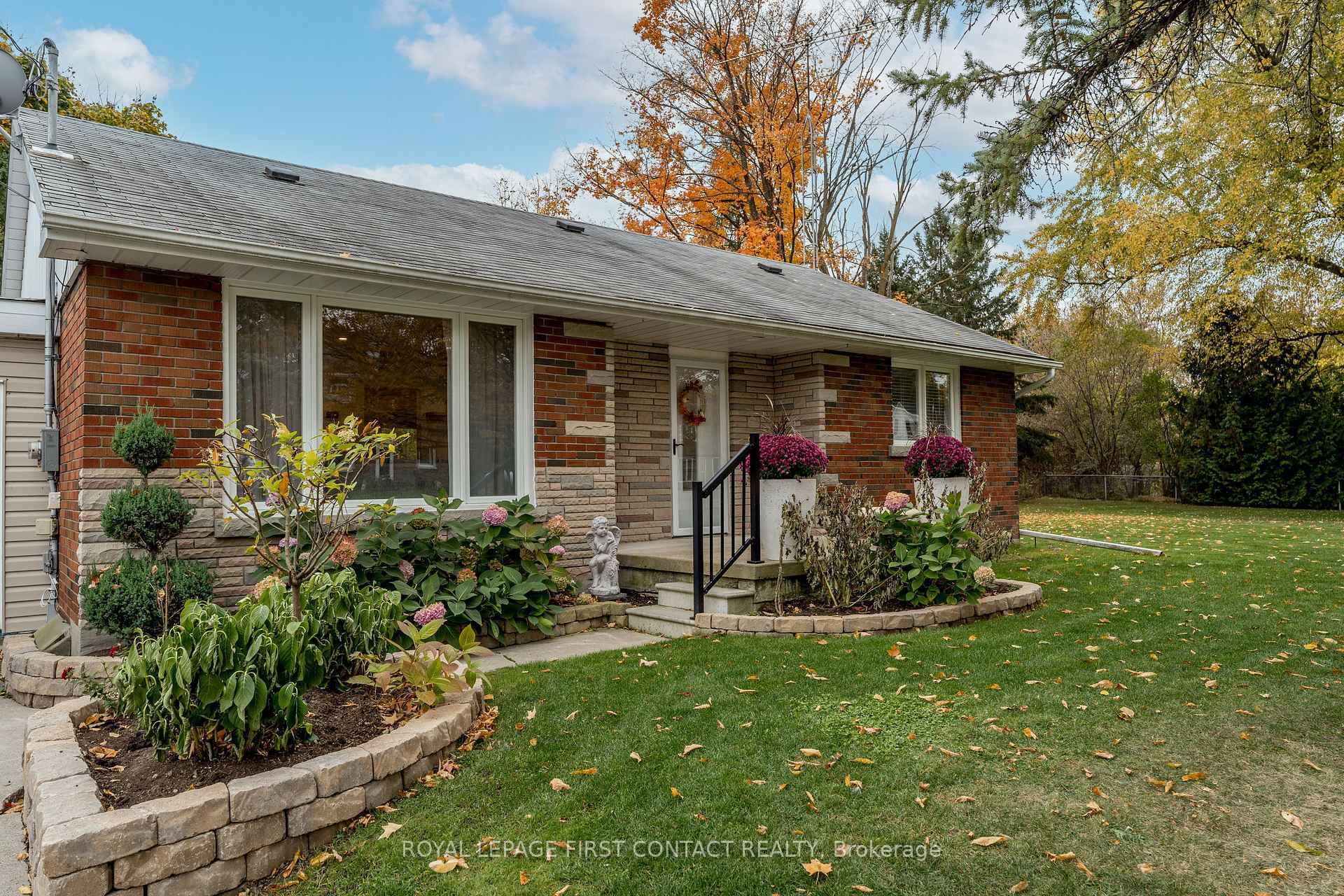 Photo 5 of 588300 County Rd 17, Mulmur, Rural Mulmur — HOMEH
