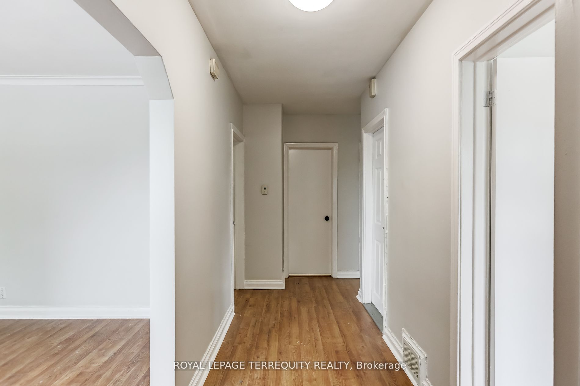 Photo 34 of 2563 Kingston Road, Scarborough, Cliffcrest — HOMEH