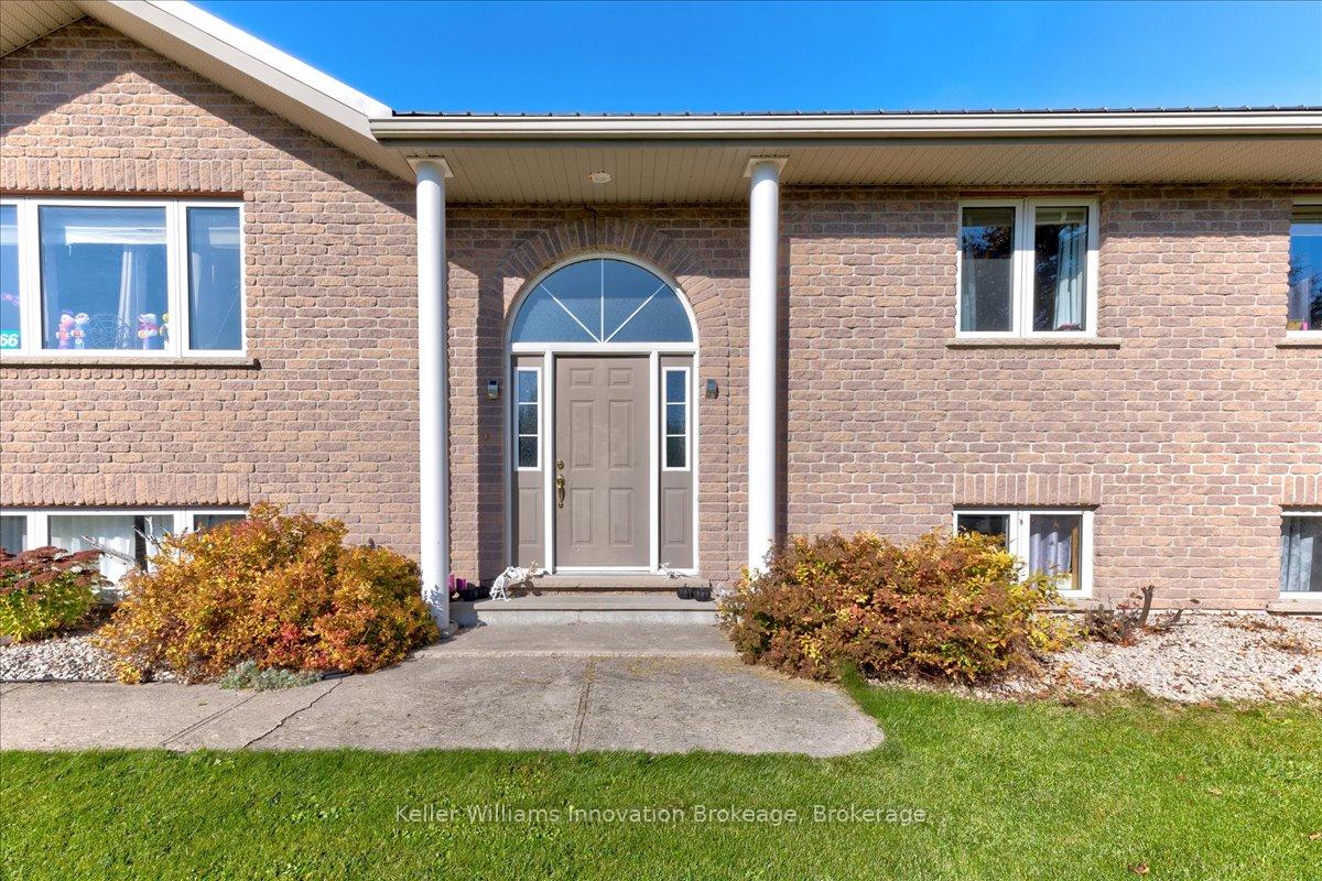 Photo 3 of 4566 Meadowview Drive, Perth East, Ellice — HOMEH