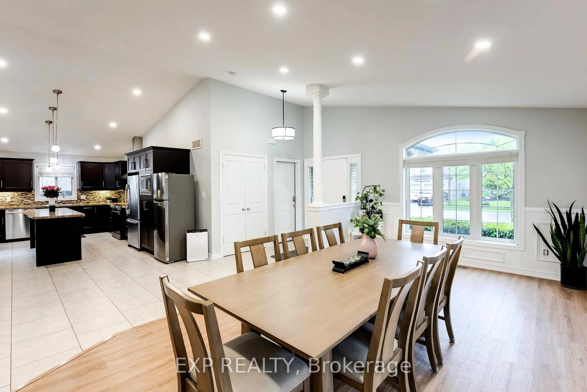 Photo 8 of 8583 Forestview Boulevard, Niagara Falls, Forestview — HOMEH