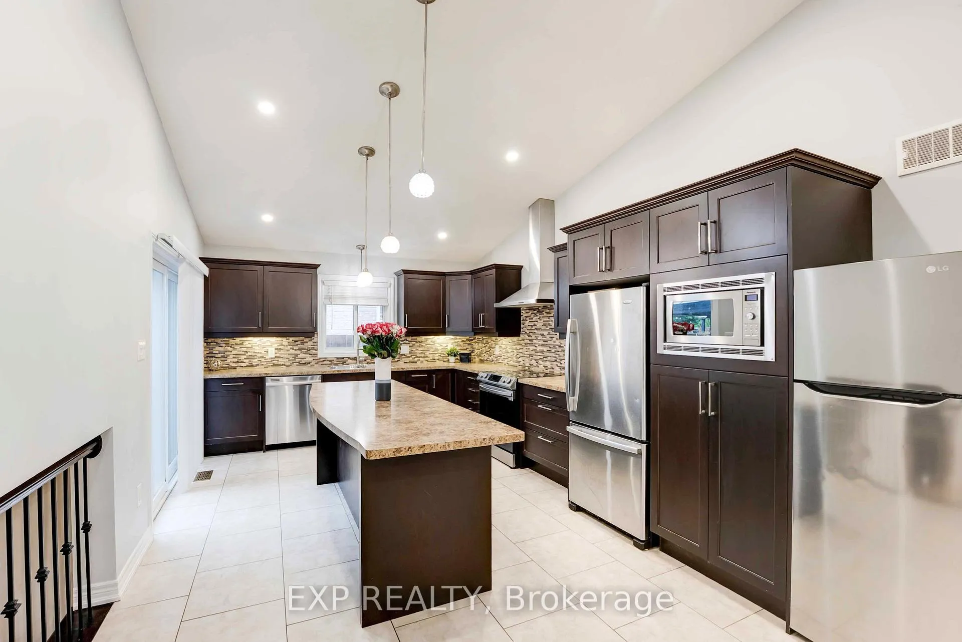 Photo 10 of 8583 Forestview Boulevard, Niagara Falls, Forestview — HOMEH