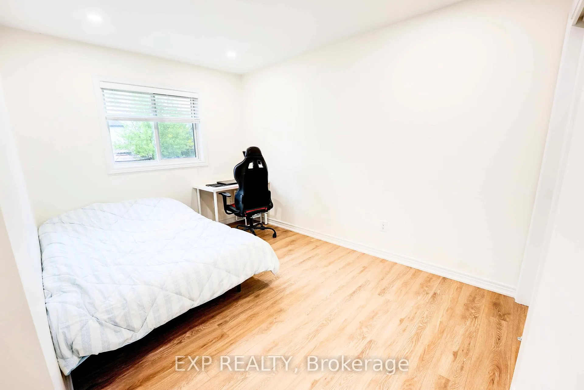 Photo 21 of 8583 Forestview Boulevard, Niagara Falls, Forestview — HOMEH