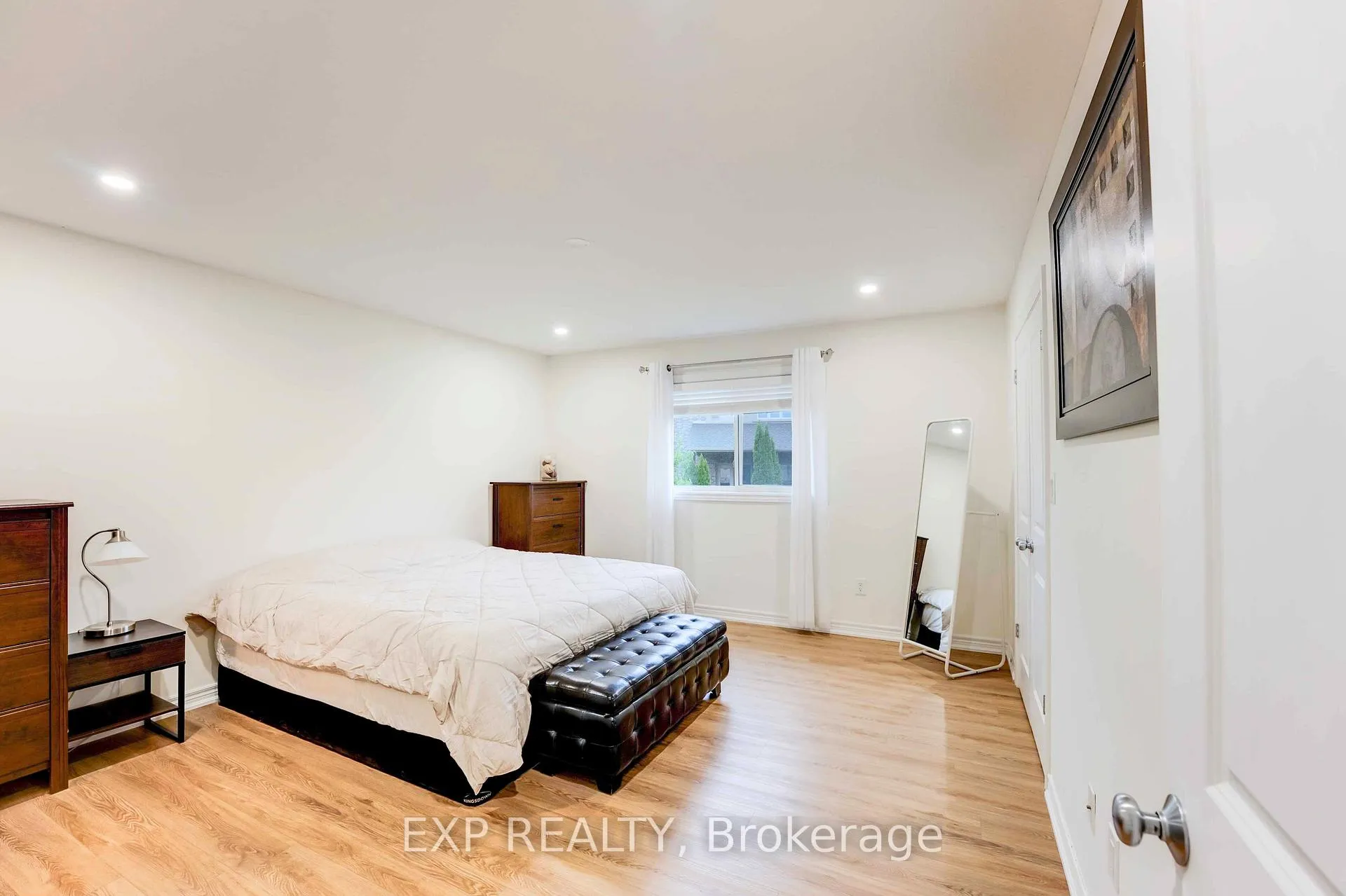 Photo 22 of 8583 Forestview Boulevard, Niagara Falls, Forestview — HOMEH