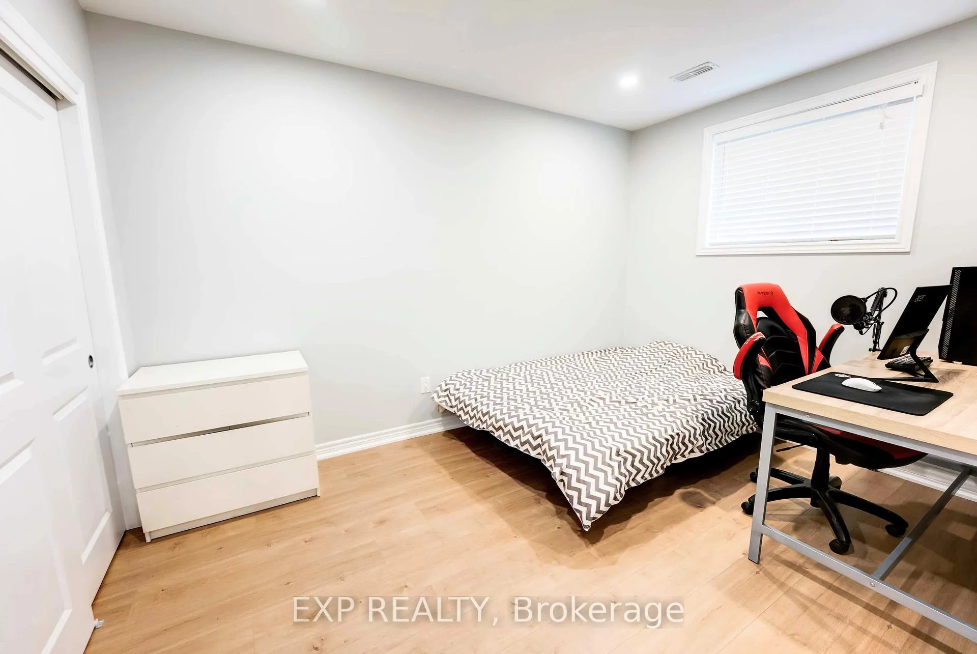 Photo 26 of 8583 Forestview Boulevard, Niagara Falls, Forestview — HOMEH