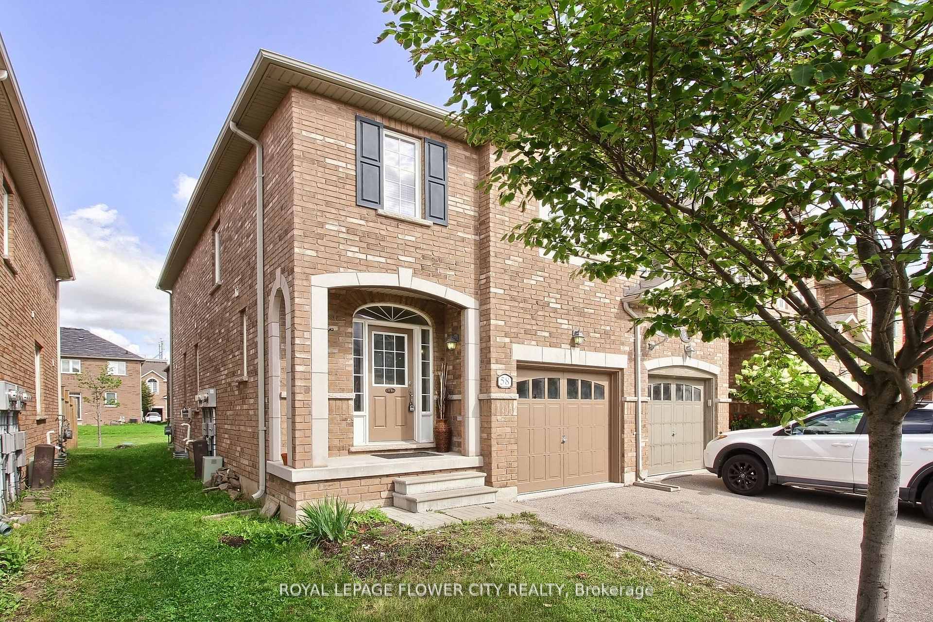 Photo 3 of Unit 58, 651 Farmstead Drive, Milton, Willmott — HOMEH