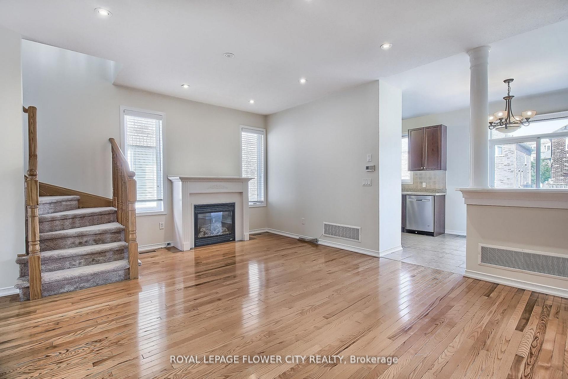 Photo 8 of Unit 58, 651 Farmstead Drive, Milton, Willmott — HOMEH