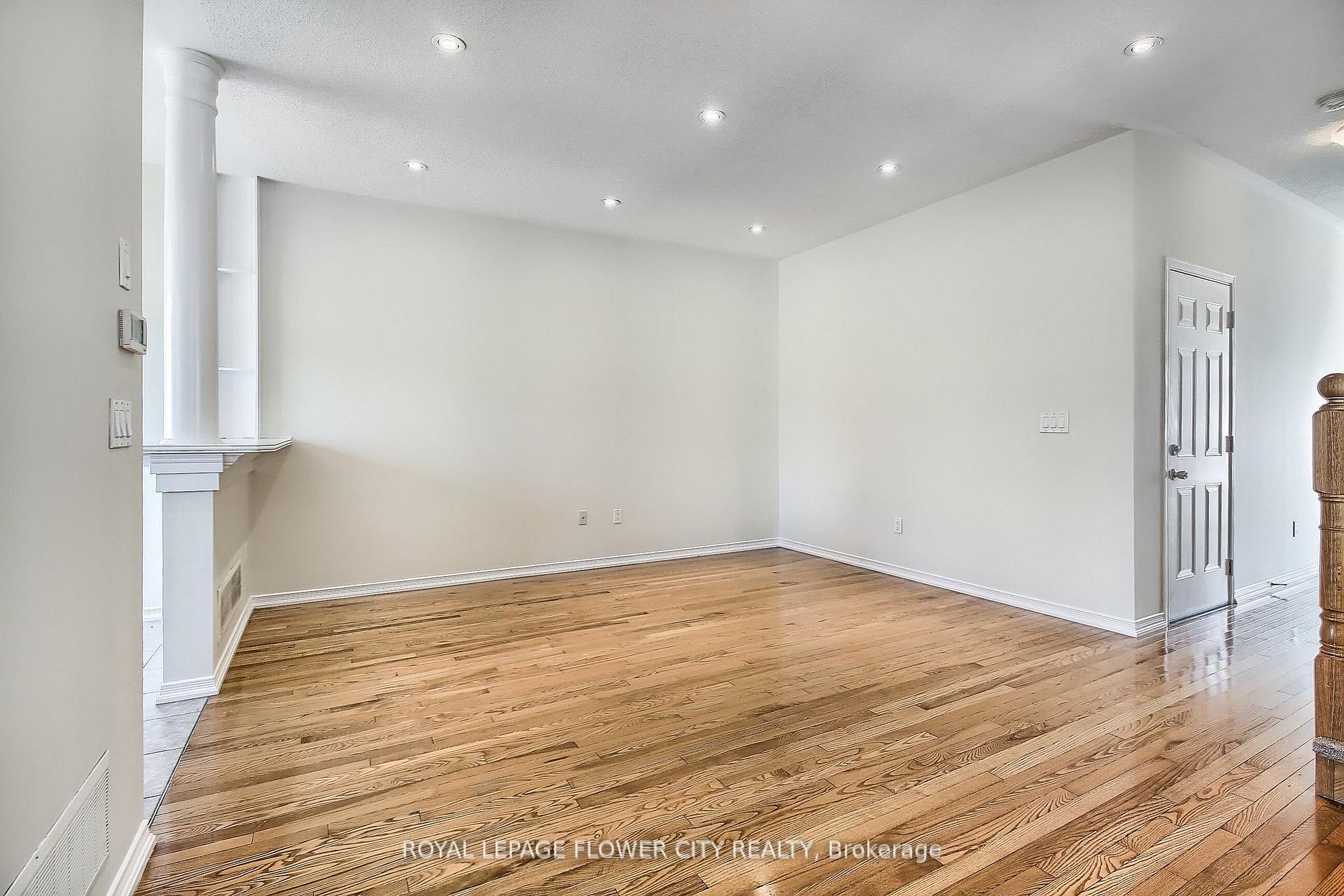 Photo 4 of Unit 58, 651 Farmstead Drive, Milton, Willmott — HOMEH