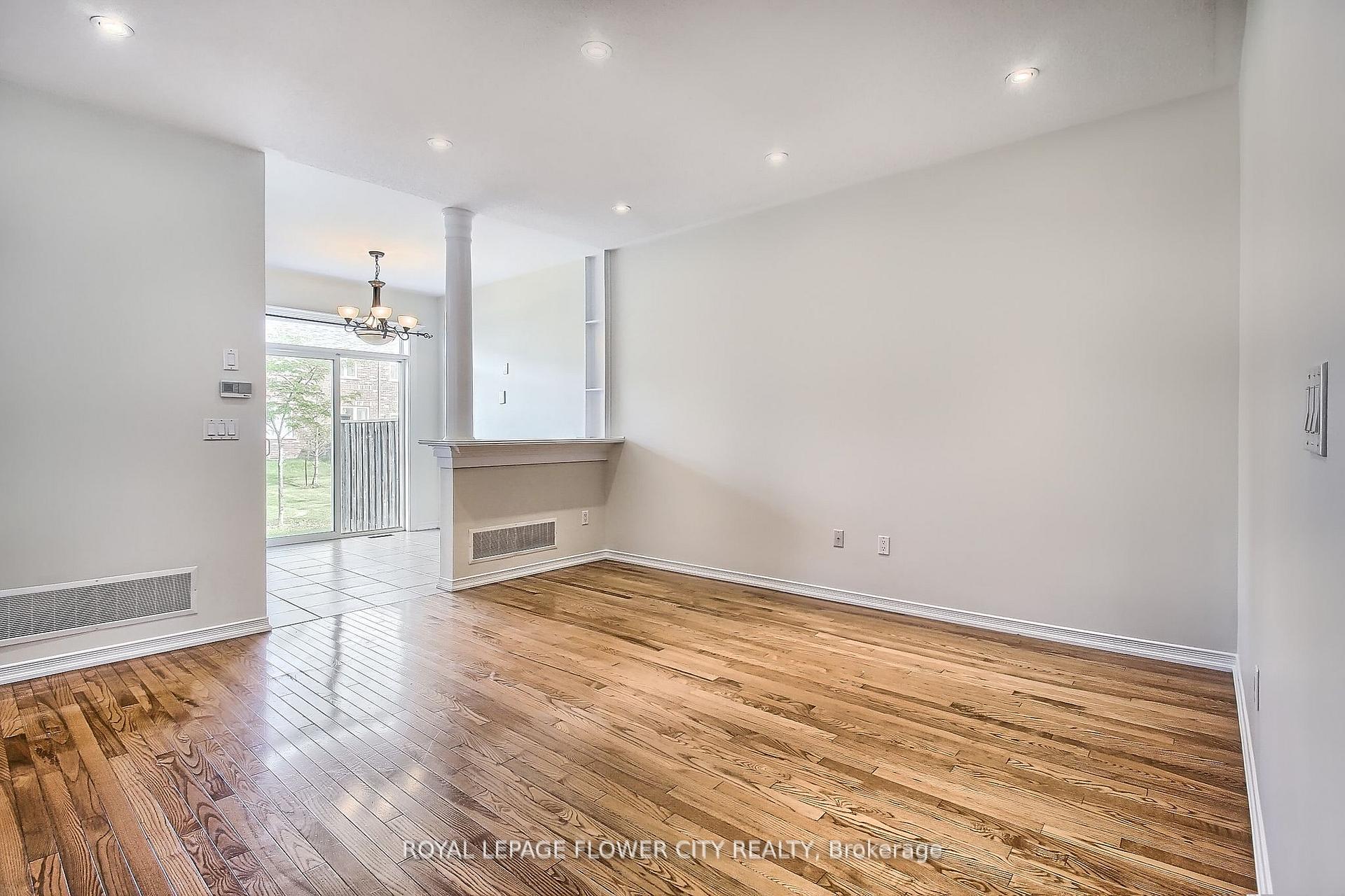 Photo 23 of Unit 58, 651 Farmstead Drive, Milton, Willmott — HOMEH