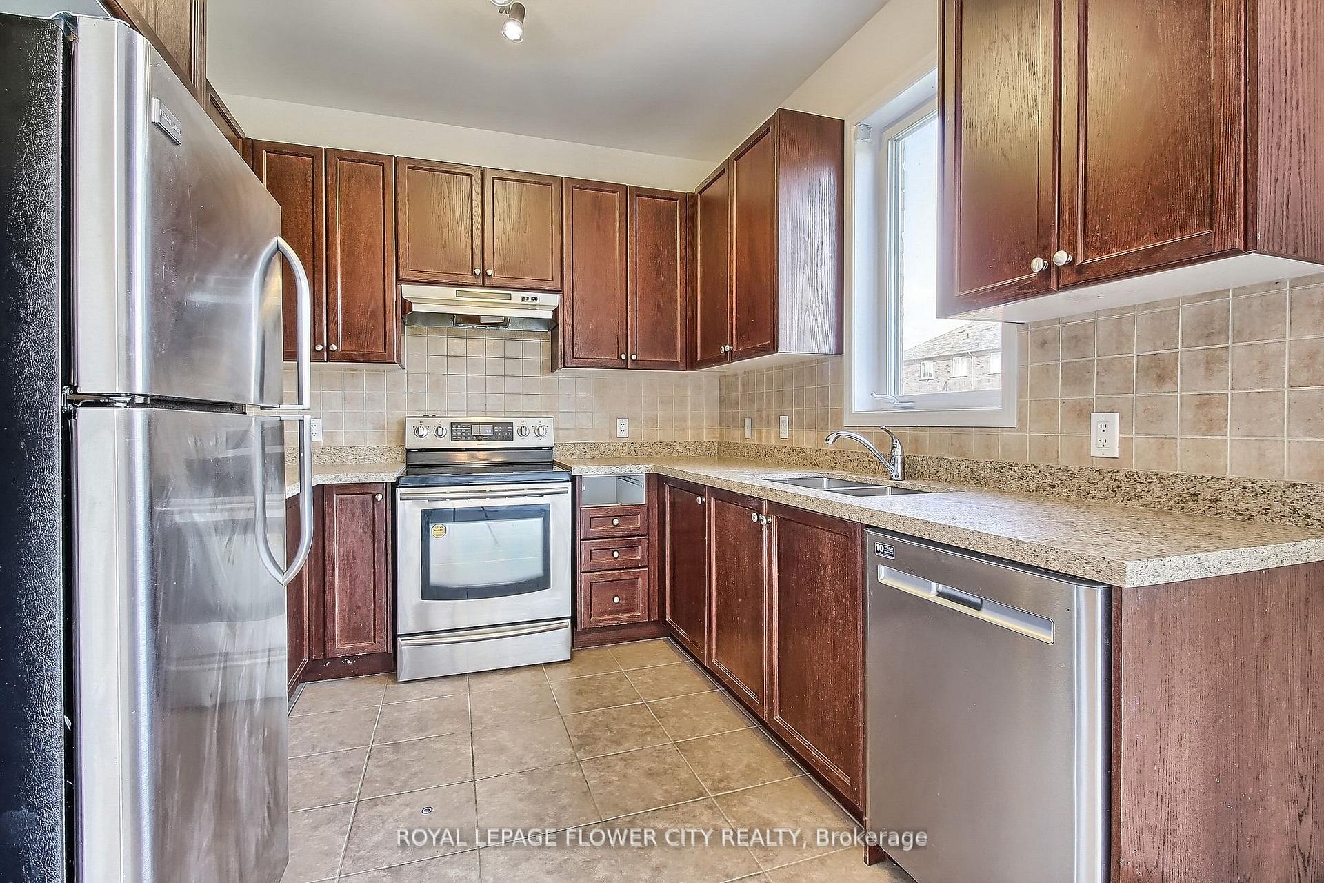 Photo 18 of Unit 58, 651 Farmstead Drive, Milton, Willmott — HOMEH