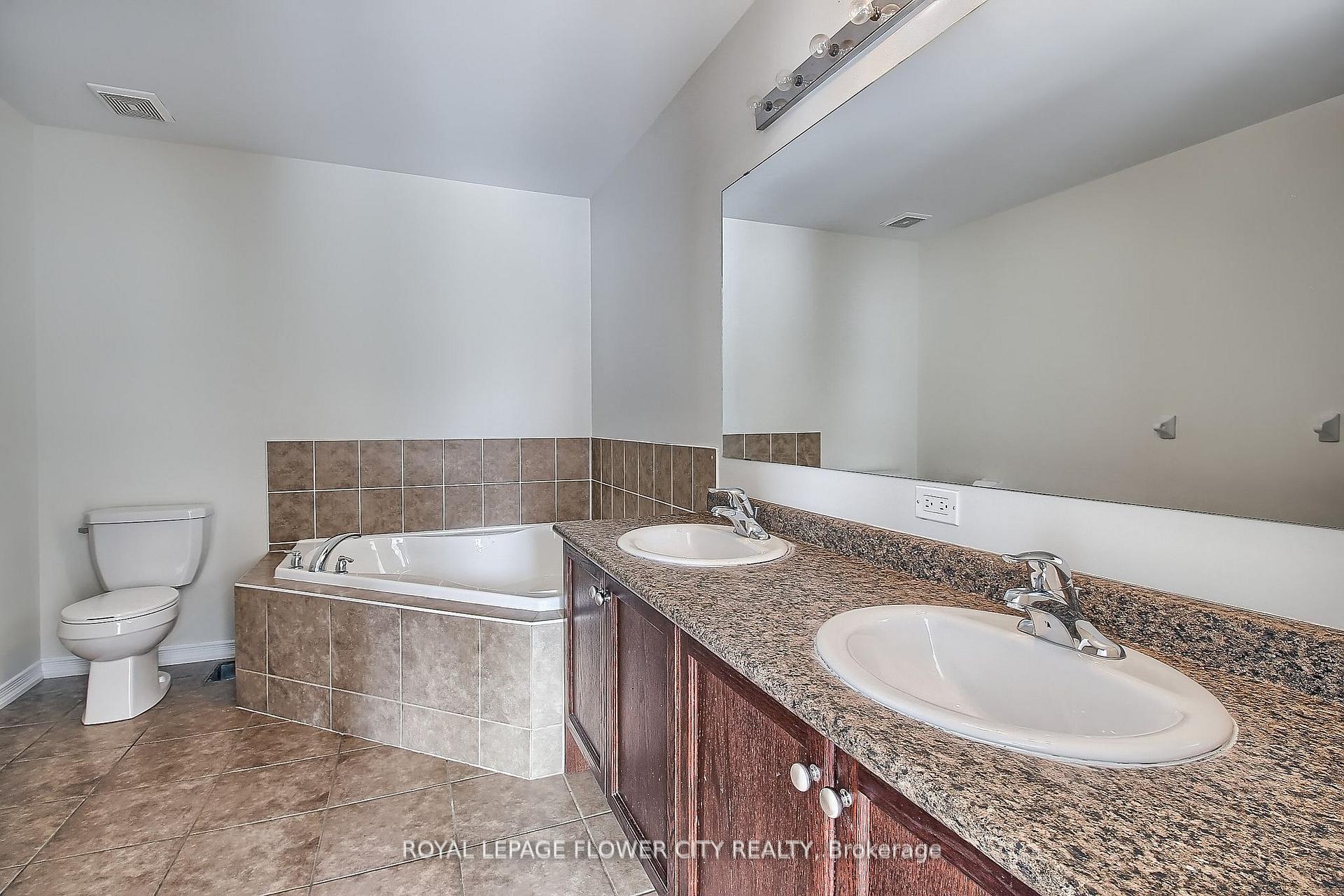 Photo 27 of Unit 58, 651 Farmstead Drive, Milton, Willmott — HOMEH