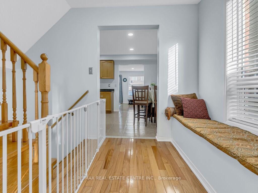 Photo 3 of 1270 Newell Street, Milton, Dempsey — HOMEH
