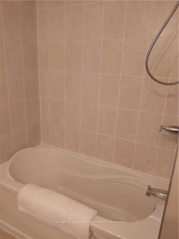 Photo 4 of Unit 1, 136 King George Street, Ottawa, Overbrook/Castle Heights — HOMEH