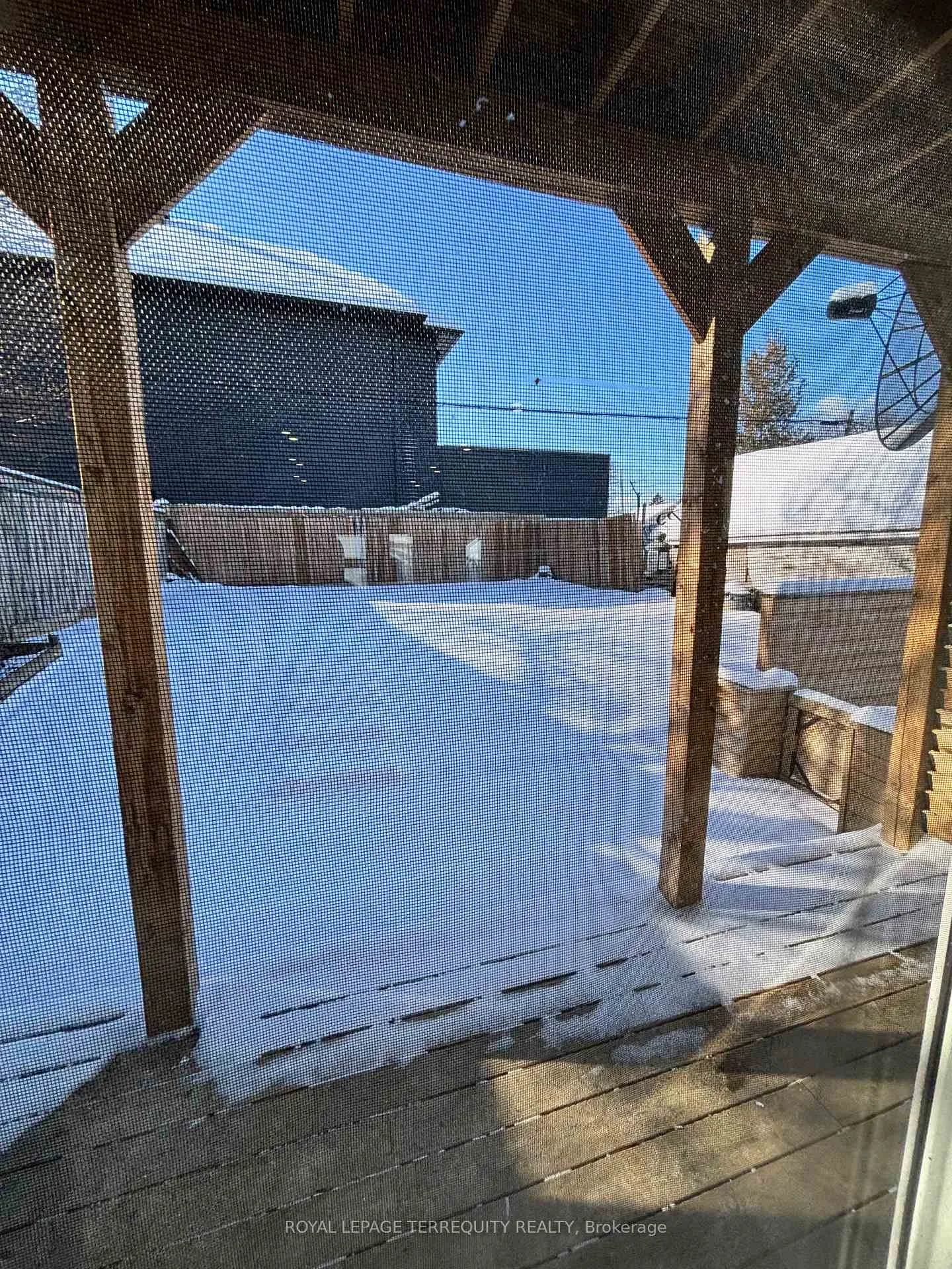 Photo 17 of 308 Nassau Street, Oshawa, Vanier — HOMEH