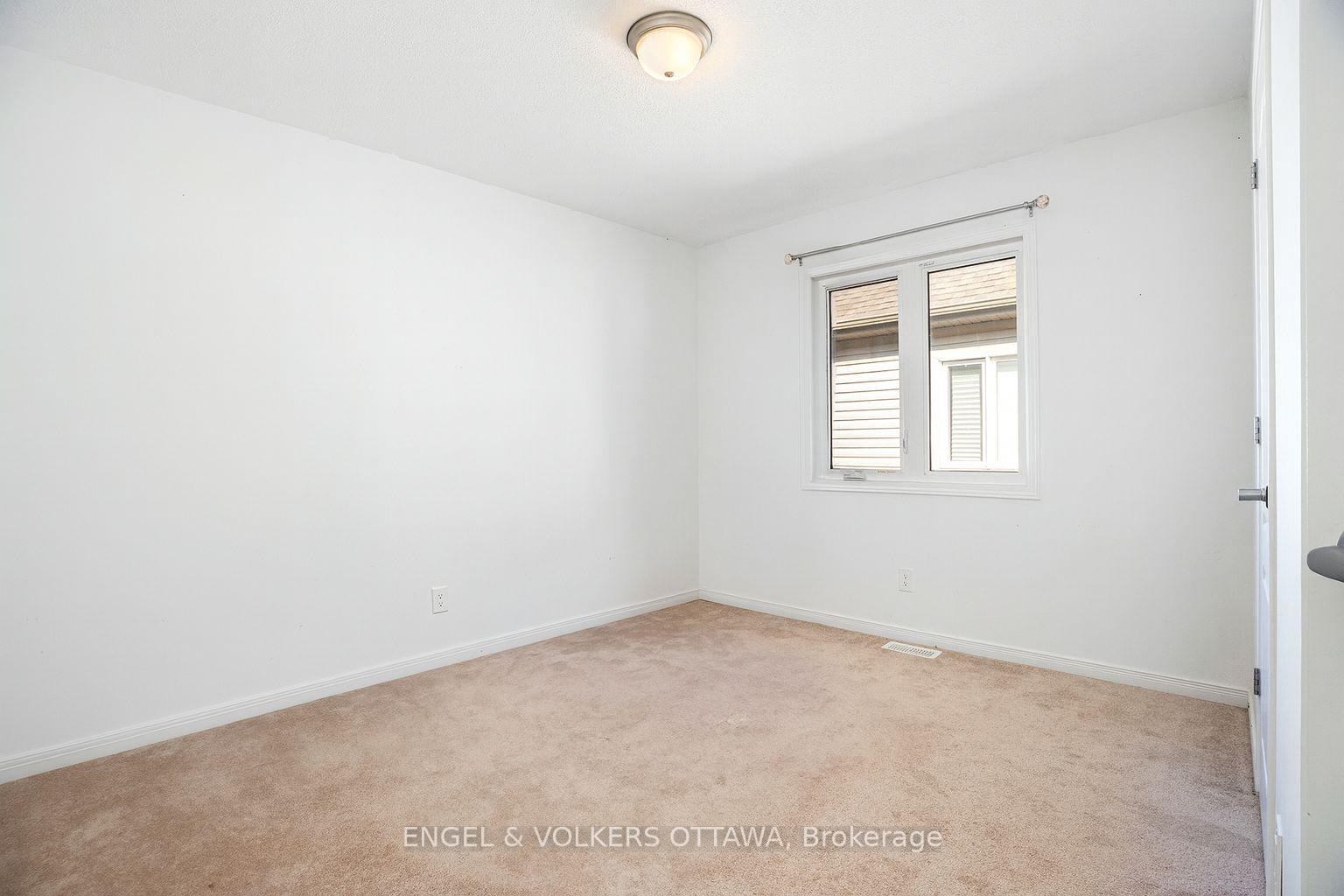Photo 6 of 513 Tulip Tree Way, Ottawa, Mer Bleue/Bradley Estates/Anderson Park — HOMEH