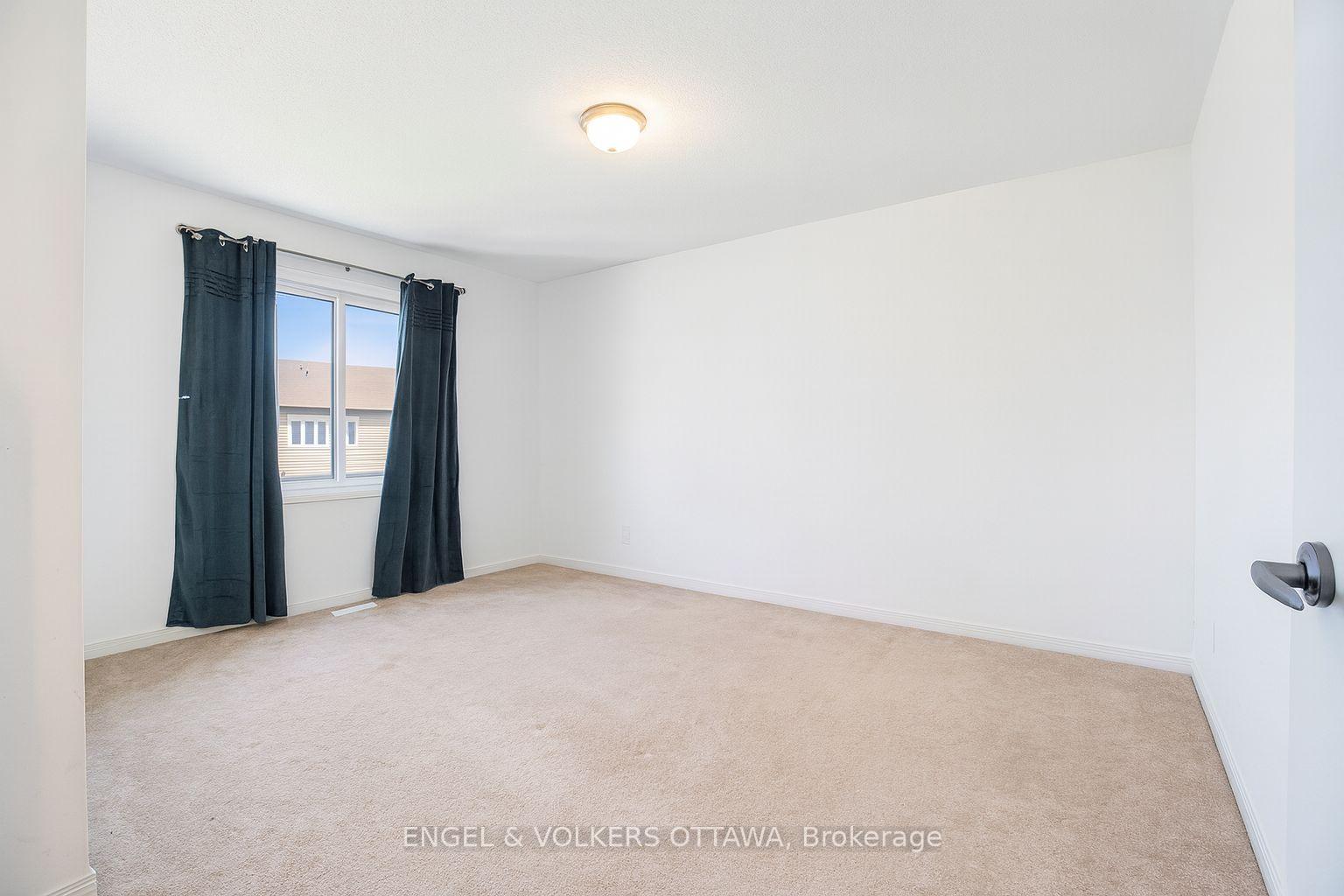 Photo 8 of 513 Tulip Tree Way, Ottawa, Mer Bleue/Bradley Estates/Anderson Park — HOMEH