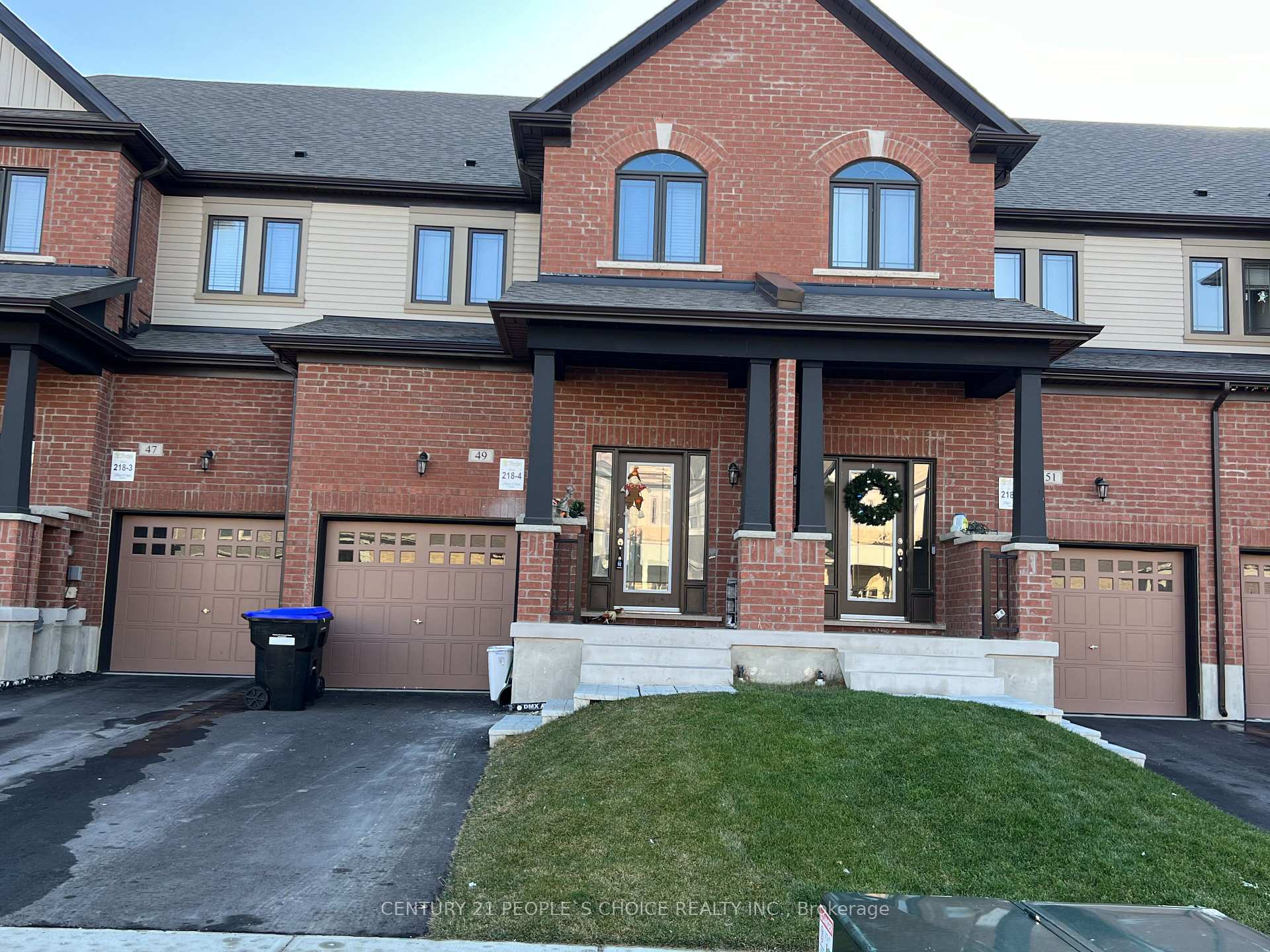Photo 1 of 49 Lorne Thomas Place, New Tecumseth, Alliston — HOMEH