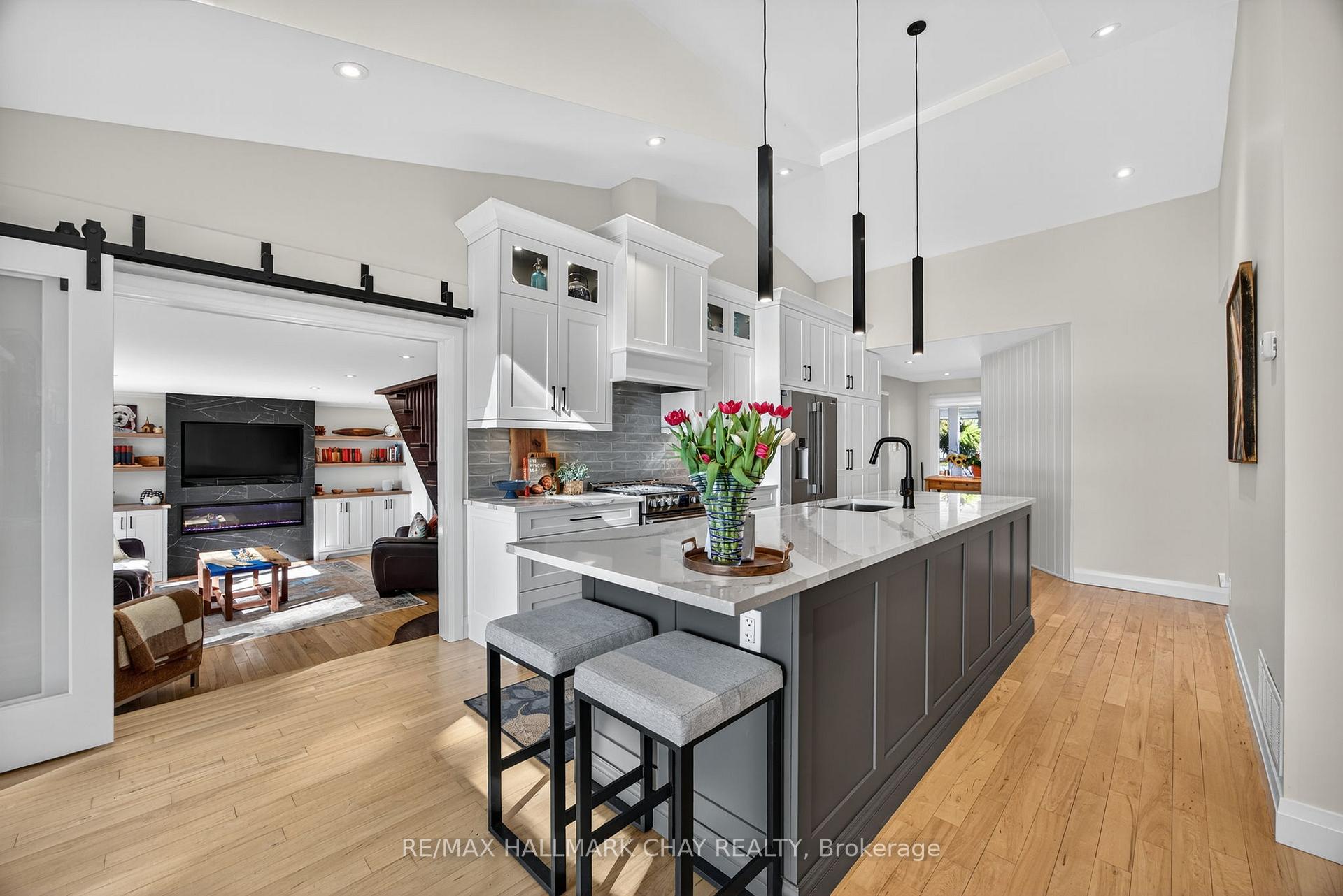 Photo 9 of 668 Broadview Avenue, Orillia — HOMEH