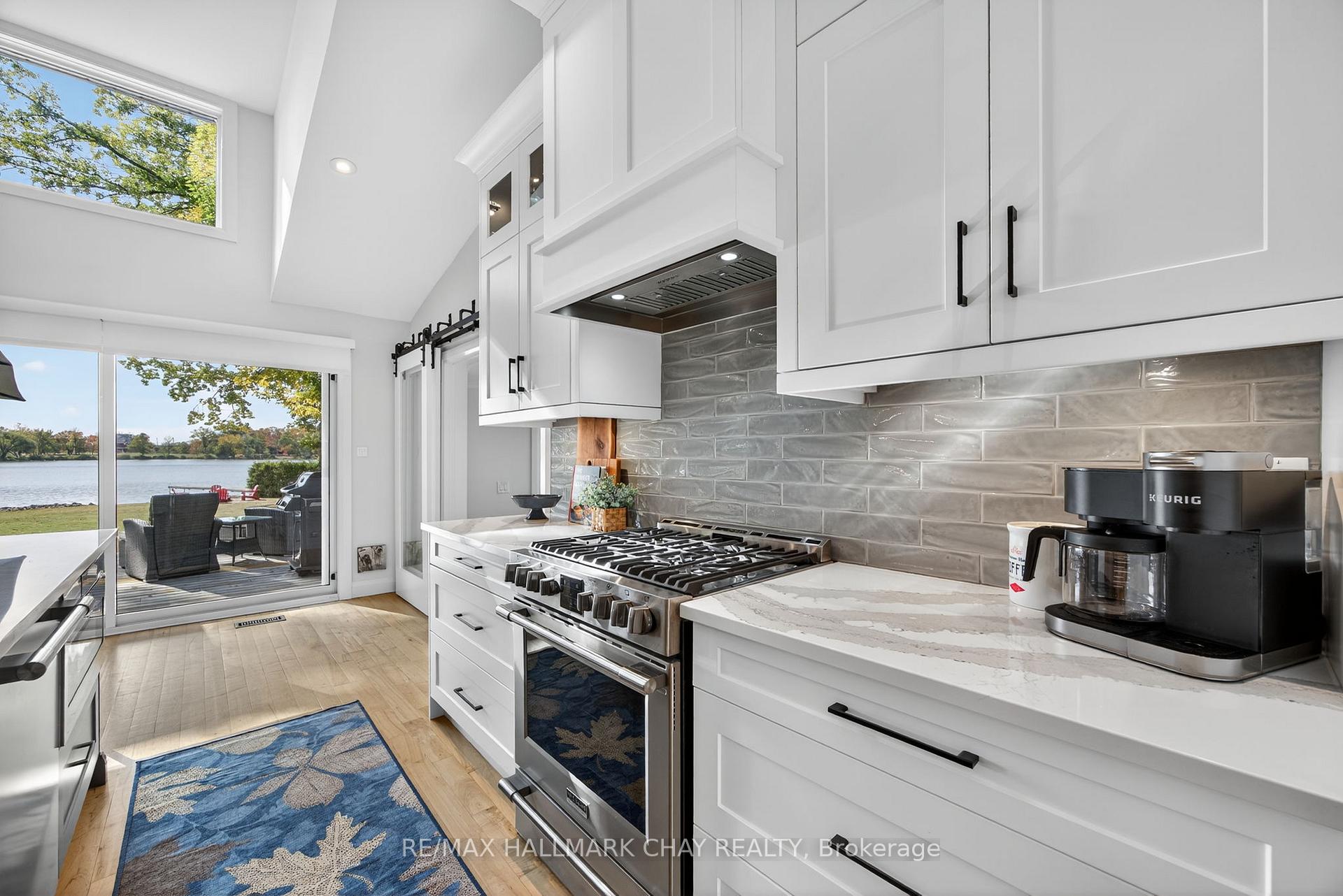 Photo 10 of 668 Broadview Avenue, Orillia — HOMEH