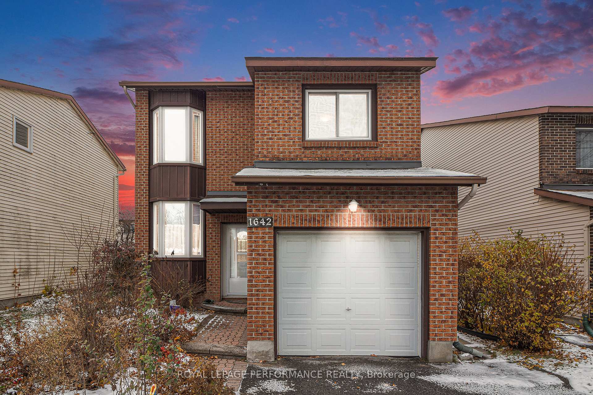 Photo 2 of 1642 Prestwick Drive, Ottawa, Queenswood Heights South — HOMEH