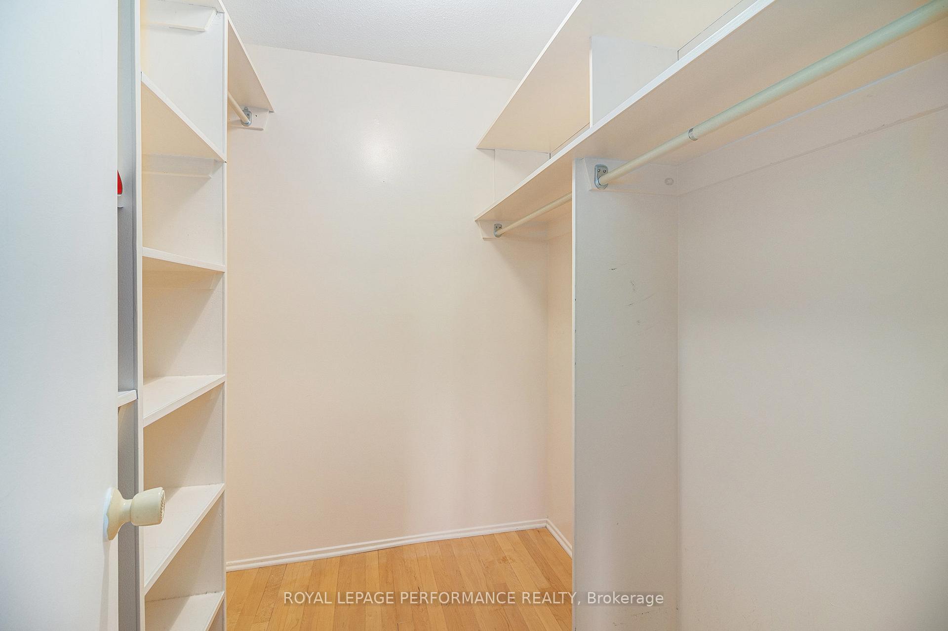 Photo 15 of 1642 Prestwick Drive, Ottawa, Queenswood Heights South — HOMEH