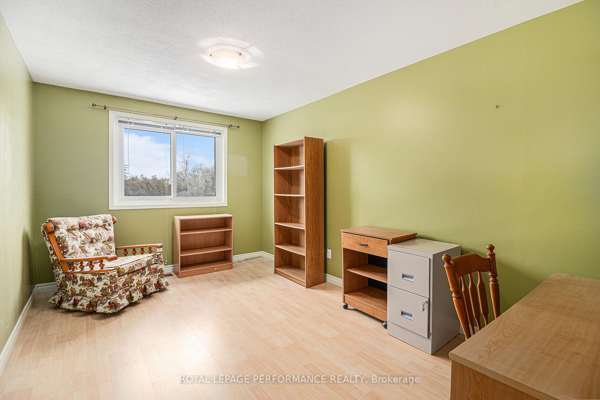 Photo 19 of 1642 Prestwick Drive, Ottawa, Queenswood Heights South — HOMEH