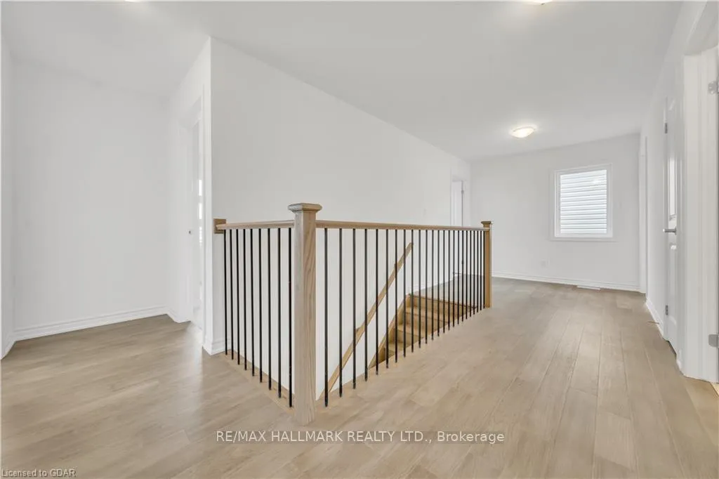 Photo 21 of 7871 Seabiscuit Drive, Niagara Falls, Ascot — HOMEH