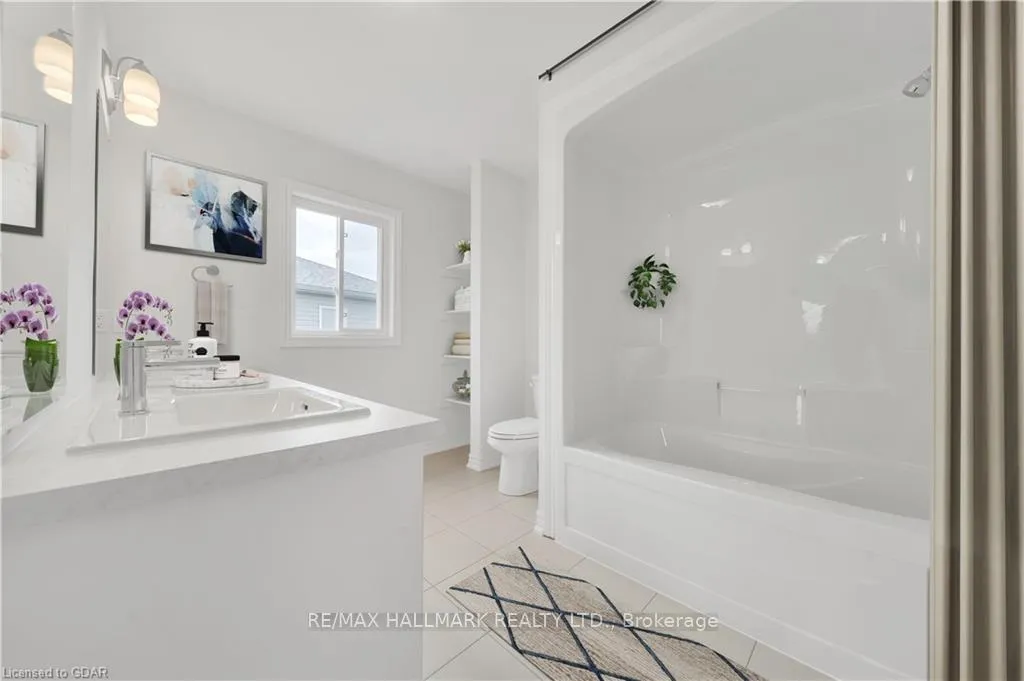 Photo 27 of 7871 Seabiscuit Drive, Niagara Falls, Ascot — HOMEH