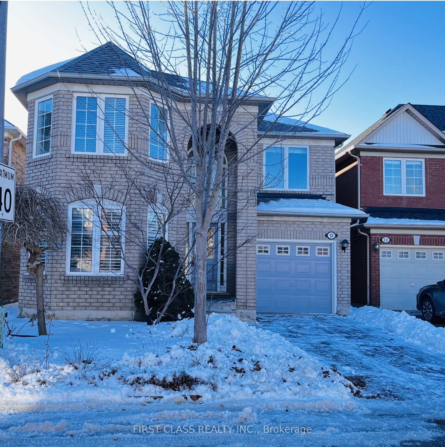 Photo 1 of 12 Abbotsbury Lane, Markham, Berczy — HOMEH