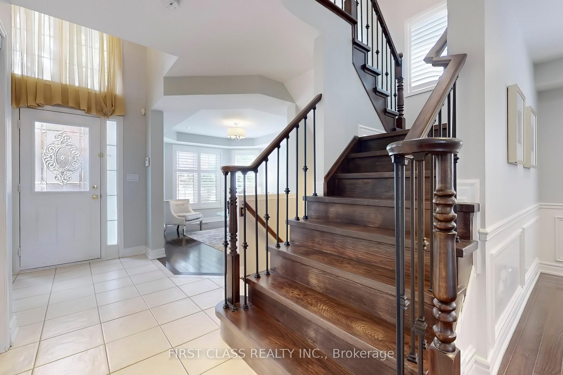 Photo 16 of 12 Abbotsbury Lane, Markham, Berczy — HOMEH