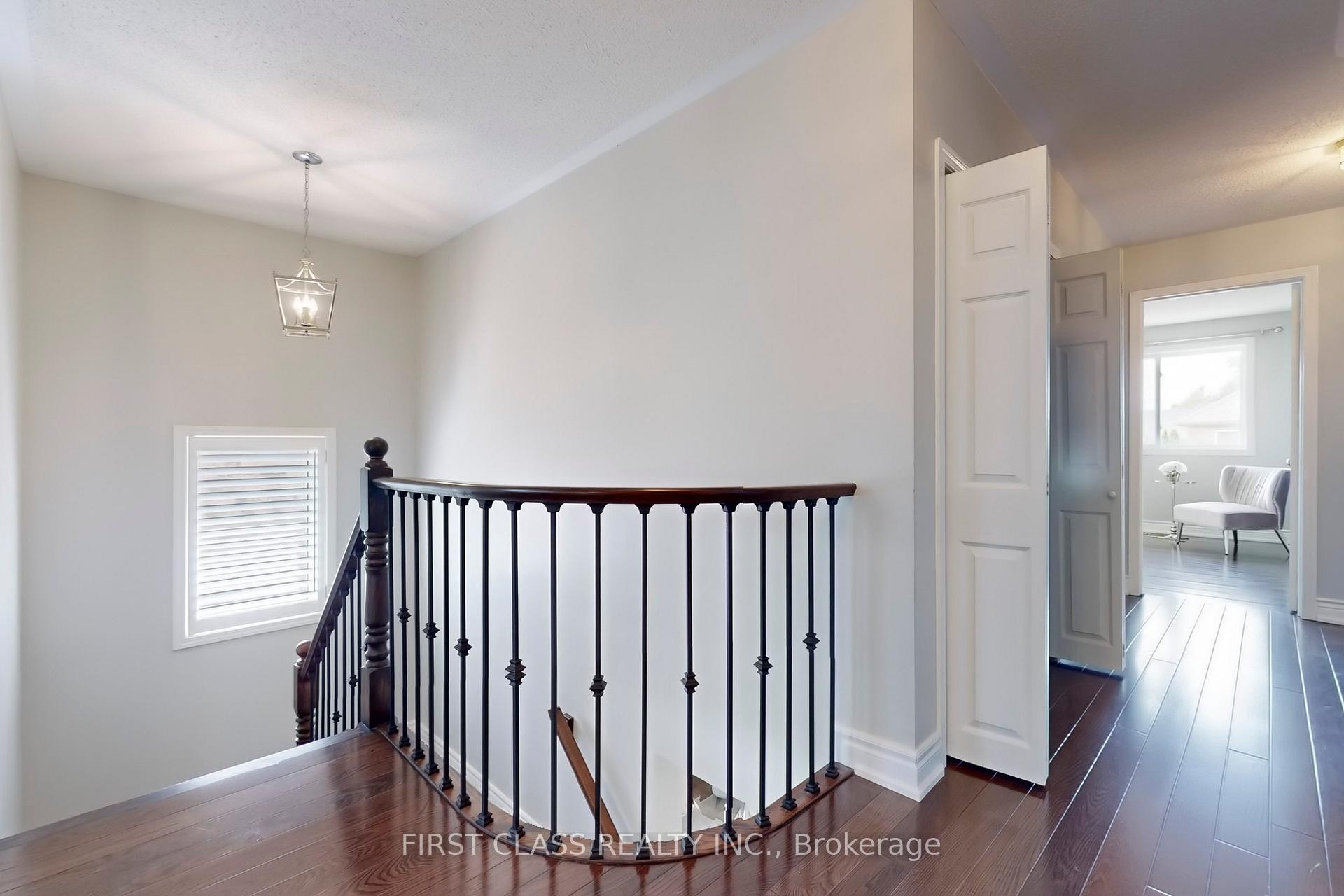 Photo 17 of 12 Abbotsbury Lane, Markham, Berczy — HOMEH