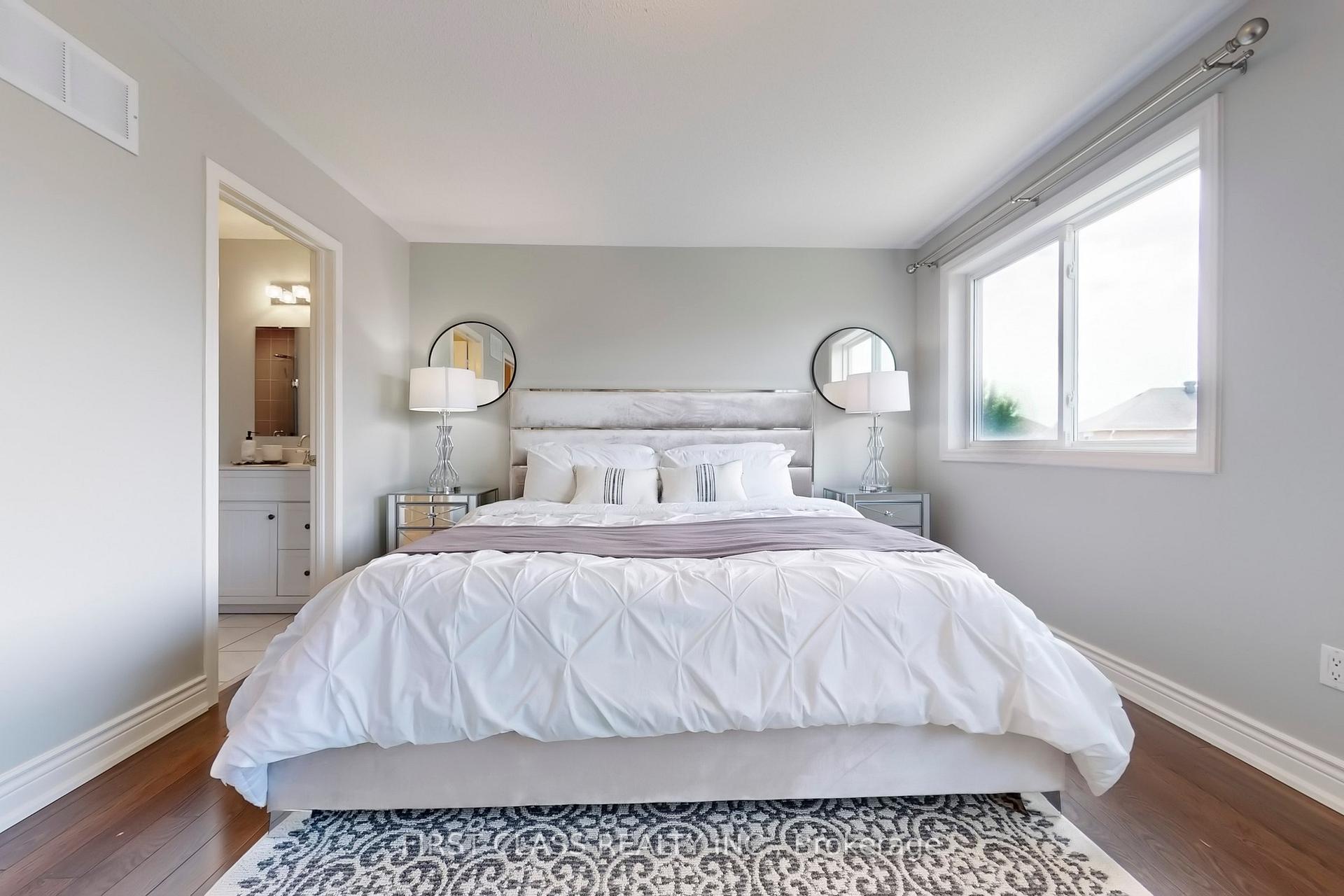 Photo 19 of 12 Abbotsbury Lane, Markham, Berczy — HOMEH