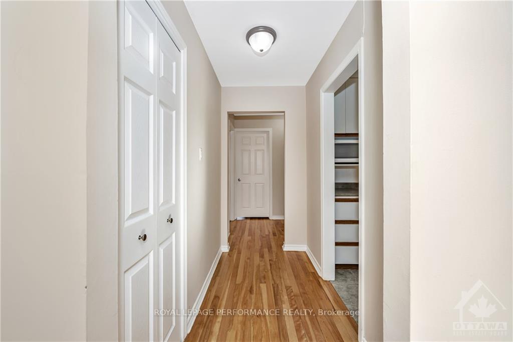 Photo 16 of Unit 1, 441 Mutual Street, Ottawa, Castle Heights — HOMEH