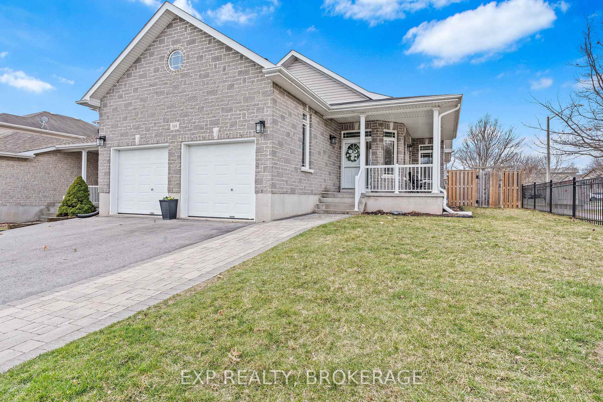 Photo 1 of 509 Weston Crescent, Kingston, East Gardiners Rd — HOMEH