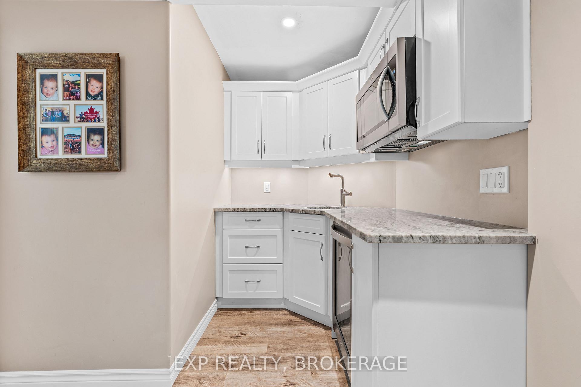 Photo 27 of 509 Weston Crescent, Kingston, East Gardiners Rd — HOMEH