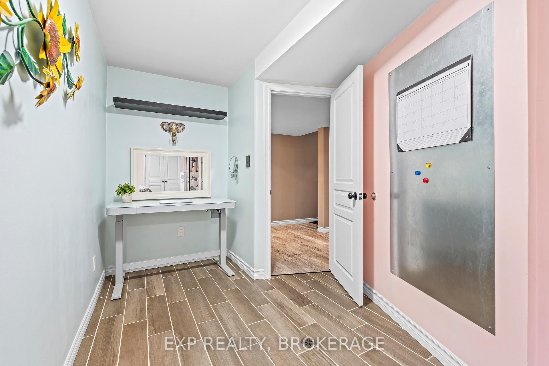 Photo 30 of 509 Weston Crescent, Kingston, East Gardiners Rd — HOMEH