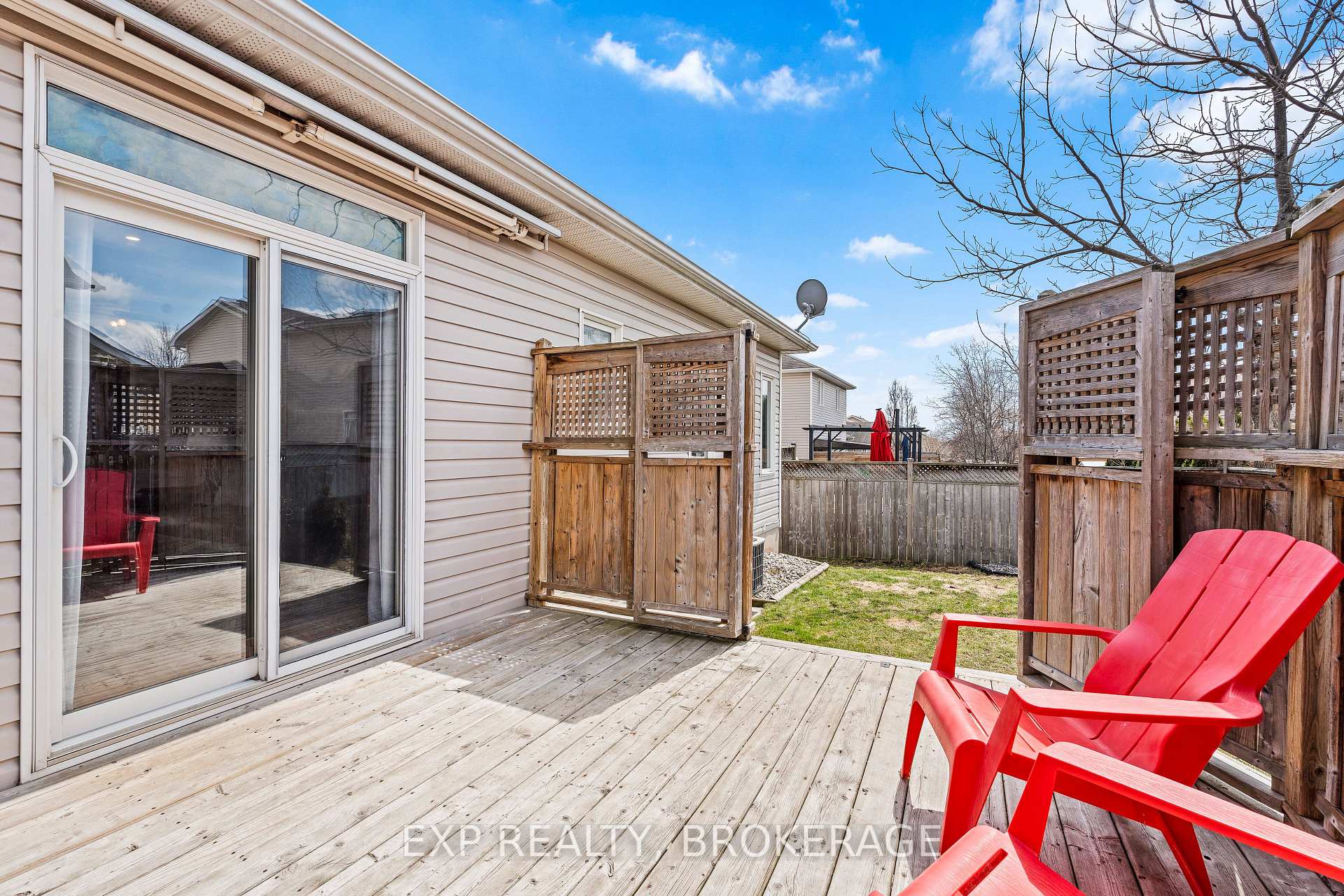 Photo 40 of 509 Weston Crescent, Kingston, East Gardiners Rd — HOMEH