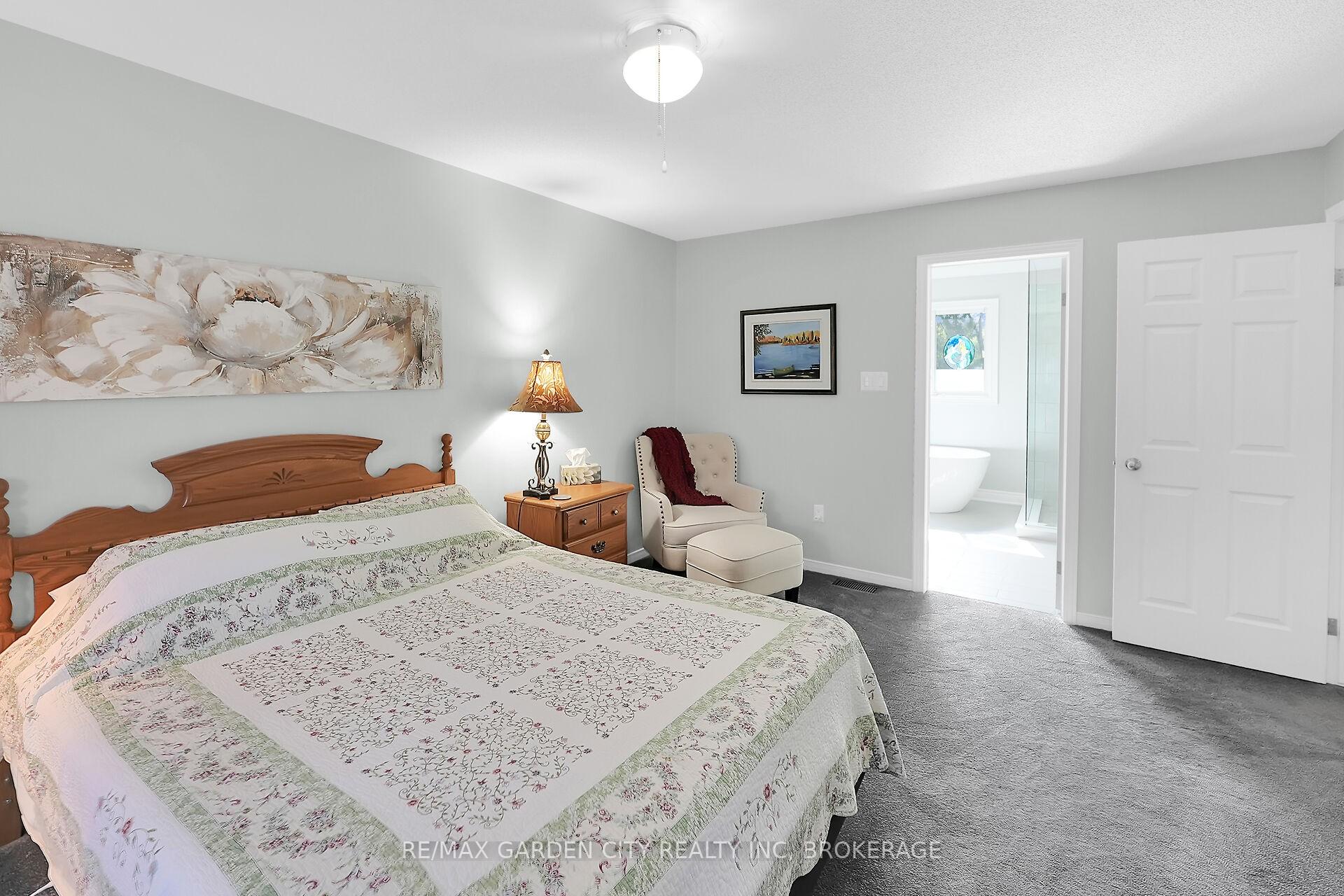 Photo 22 of 8 Steflar Street, Pelham, Fonthill — HOMEH