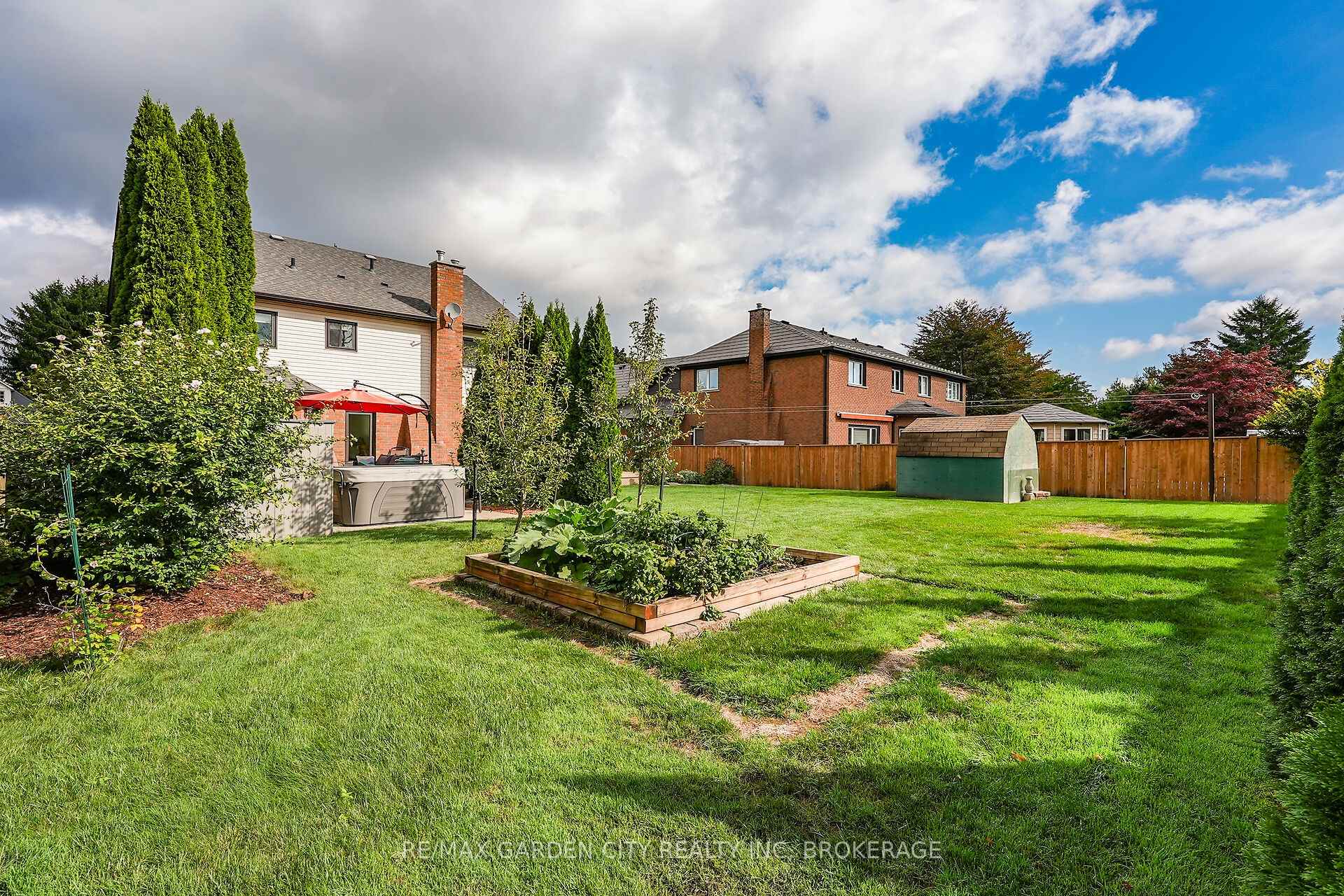 Photo 37 of 8 Steflar Street, Pelham, Fonthill — HOMEH