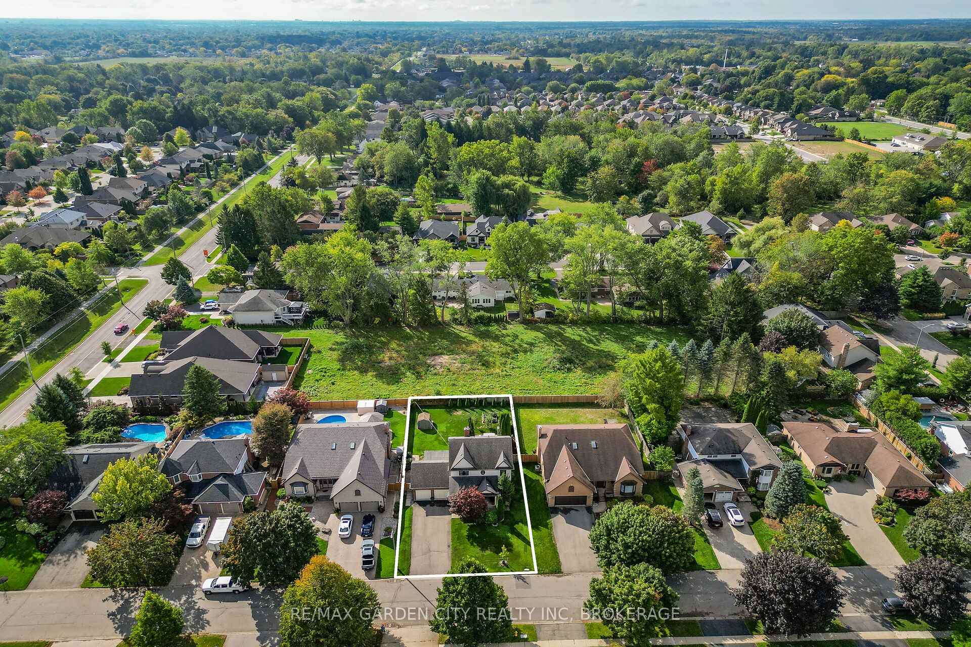 Photo 43 of 8 Steflar Street, Pelham, Fonthill — HOMEH