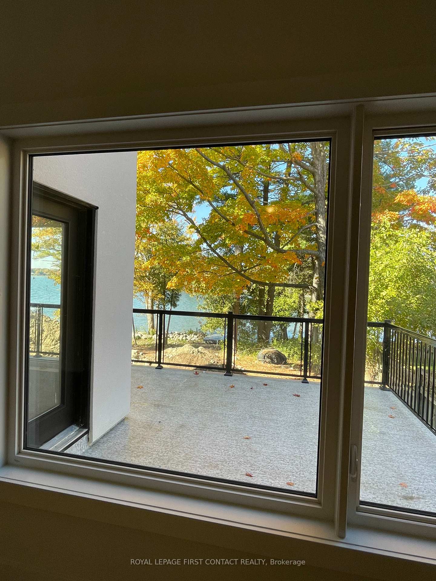 Photo 3 of 18 Ruby Crescent, Orillia — HOMEH