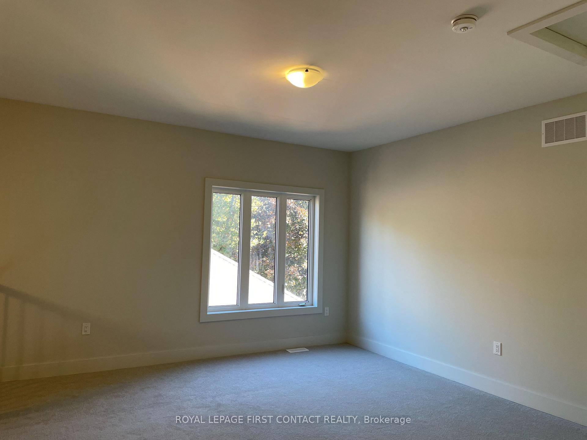 Photo 5 of 18 Ruby Crescent, Orillia — HOMEH