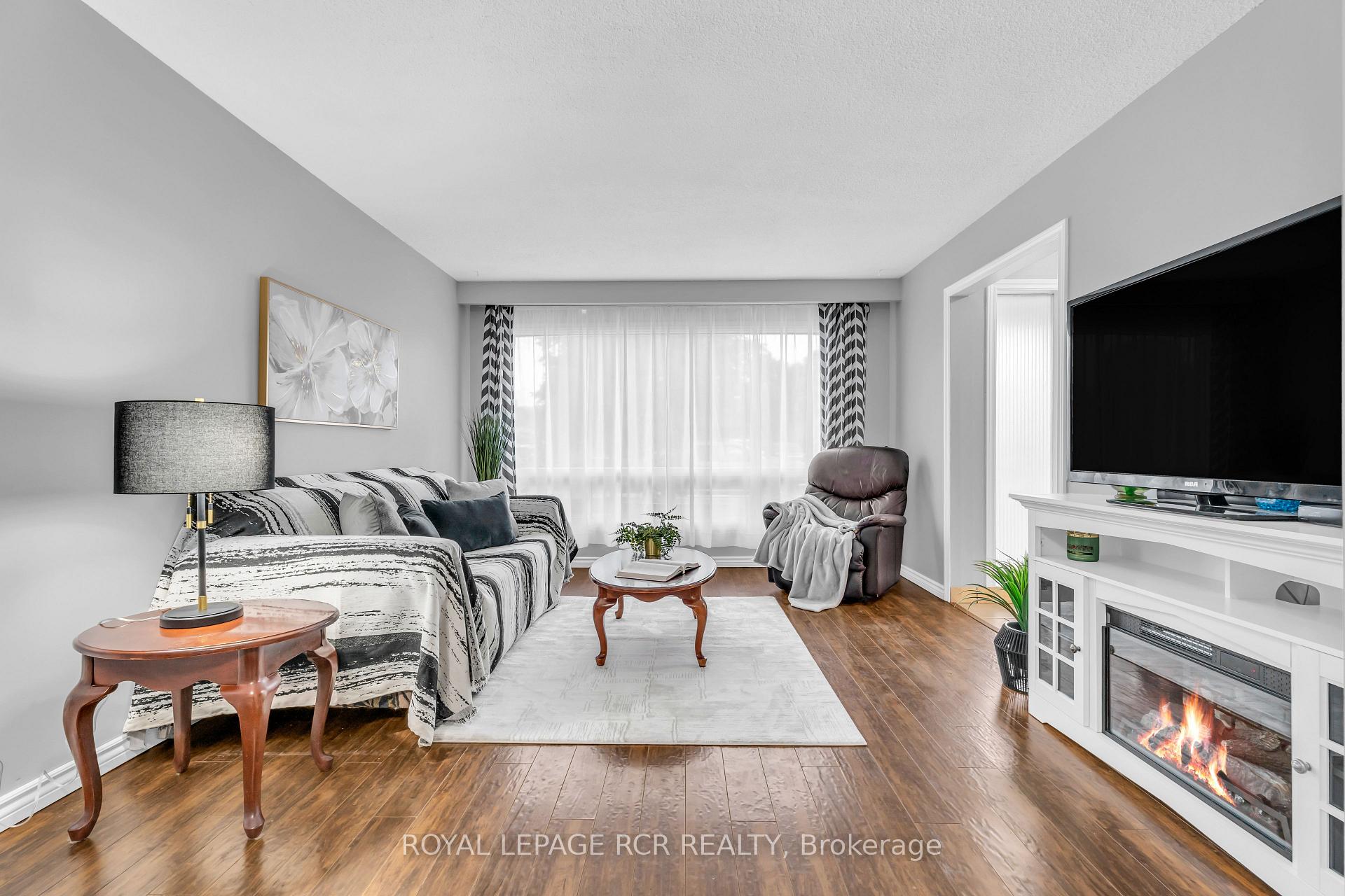 Photo 26 of 55 Burbank Crescent, Orangeville — HOMEH