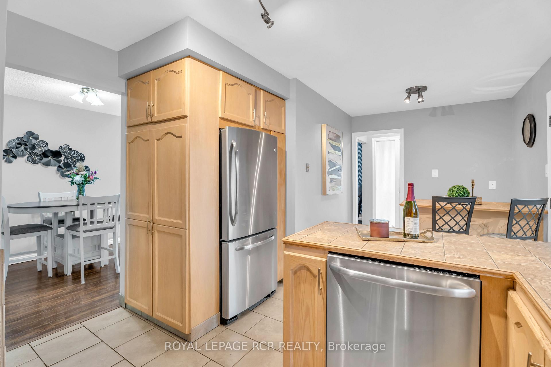 Photo 8 of 55 Burbank Crescent, Orangeville — HOMEH