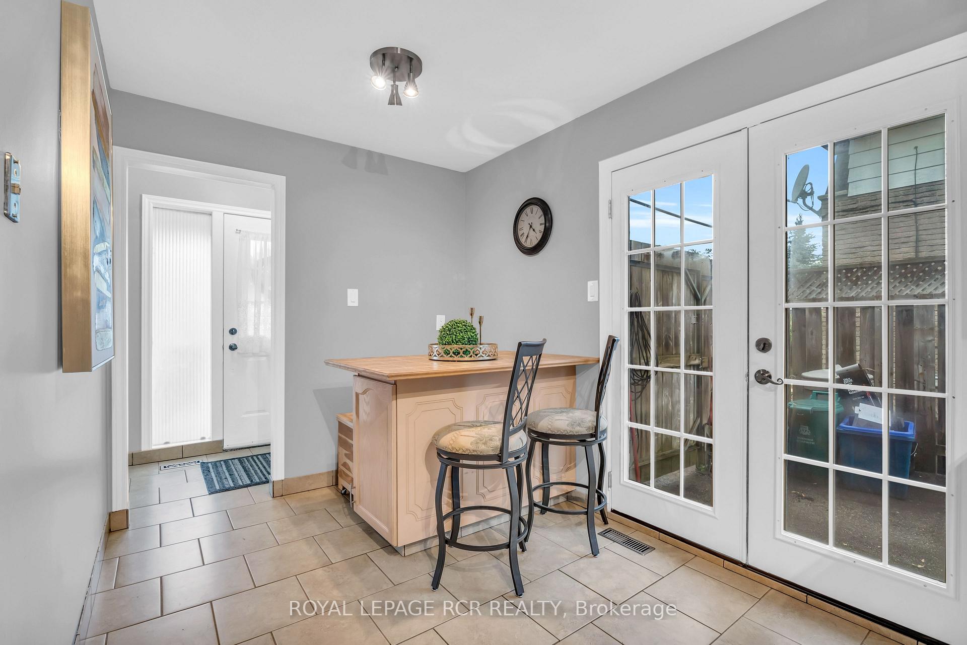 Photo 7 of 55 Burbank Crescent, Orangeville — HOMEH