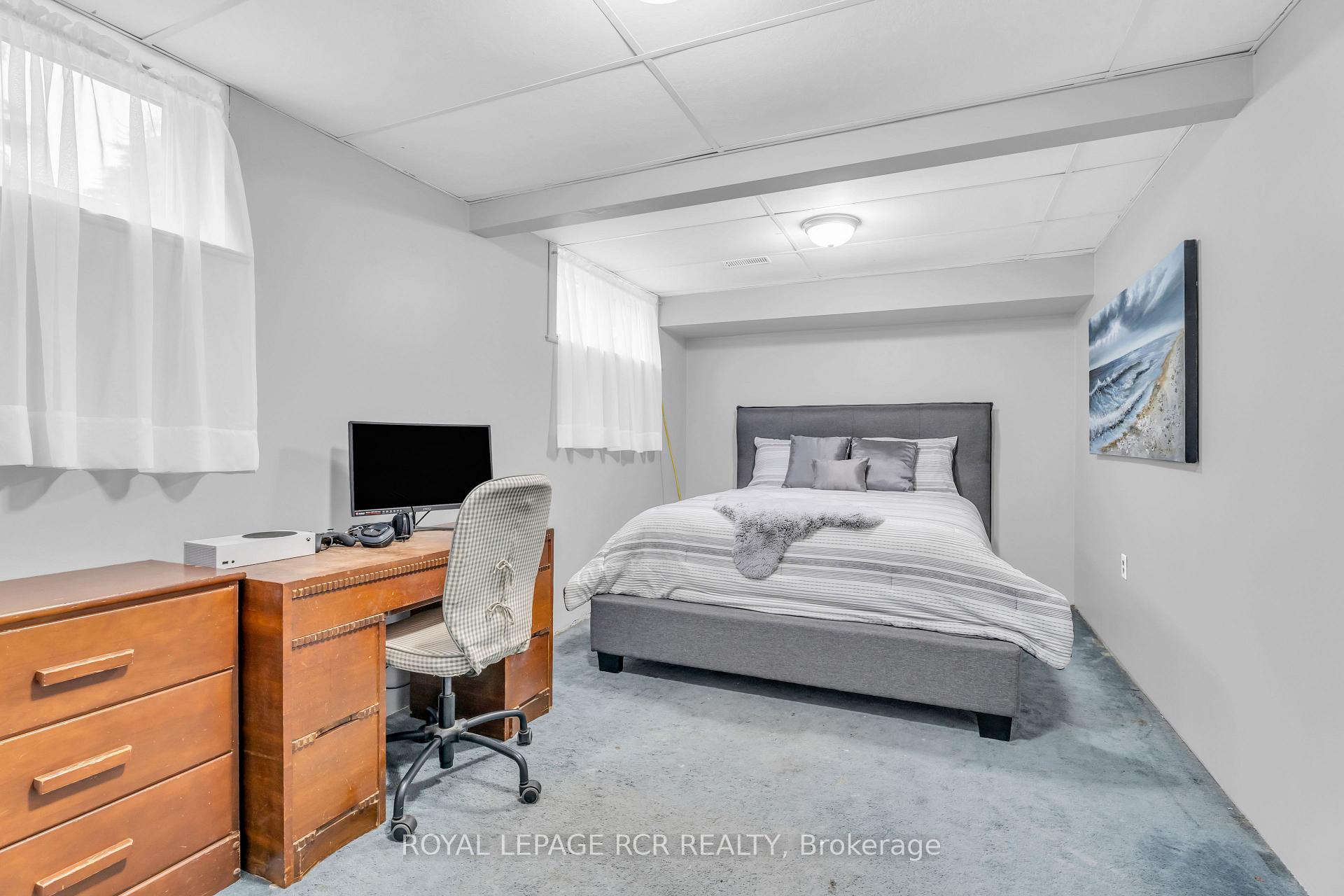 Photo 14 of 55 Burbank Crescent, Orangeville — HOMEH