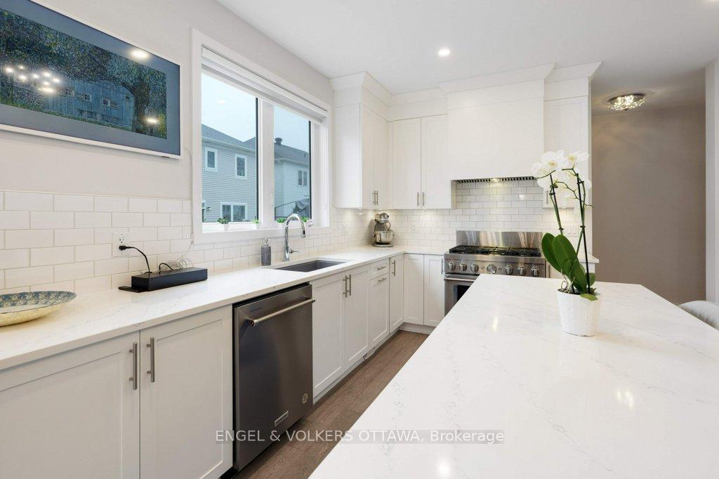 Photo 17 of 1010 Carden Lane, Ottawa, Chapel Hill South - Orleans Village — HOMEH